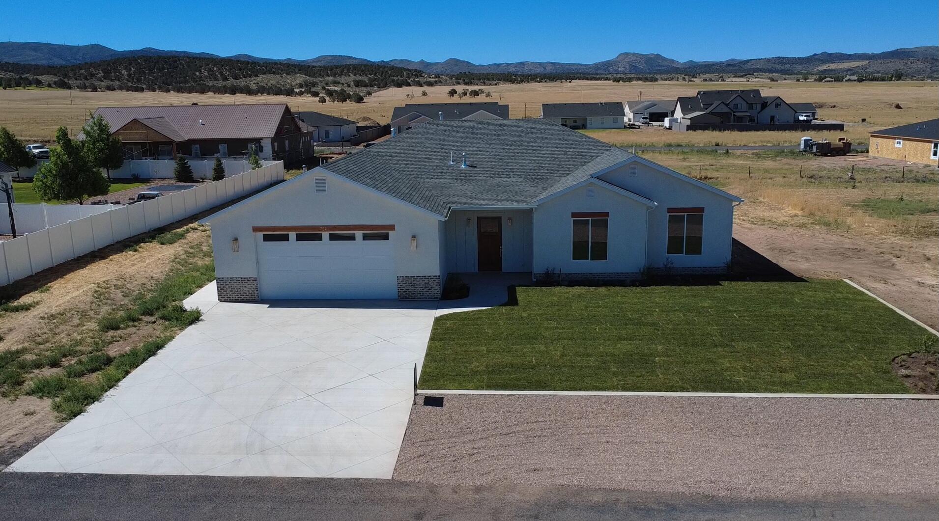 VALLEY VIEW - Residential