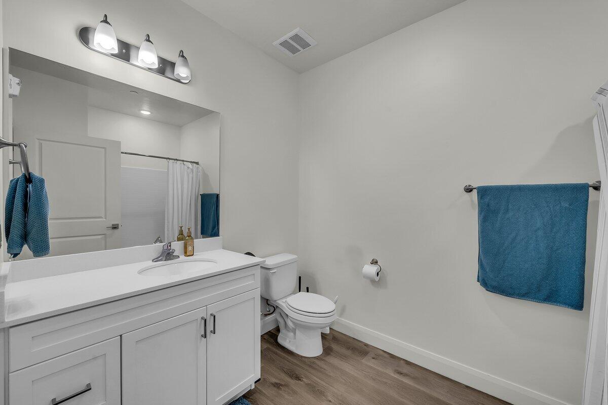 AUBURN HILLS - Residential