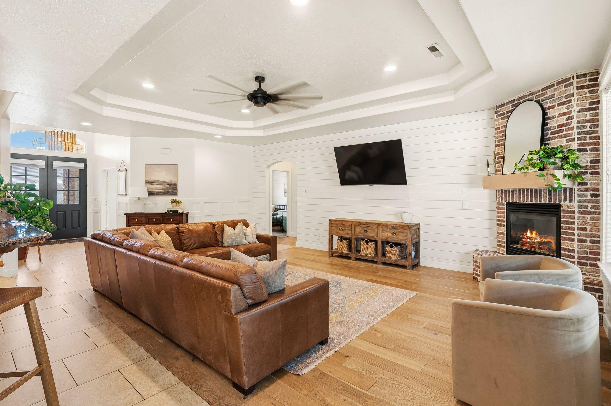 HIGHLANDS AT GREEN VALLEY - Residential