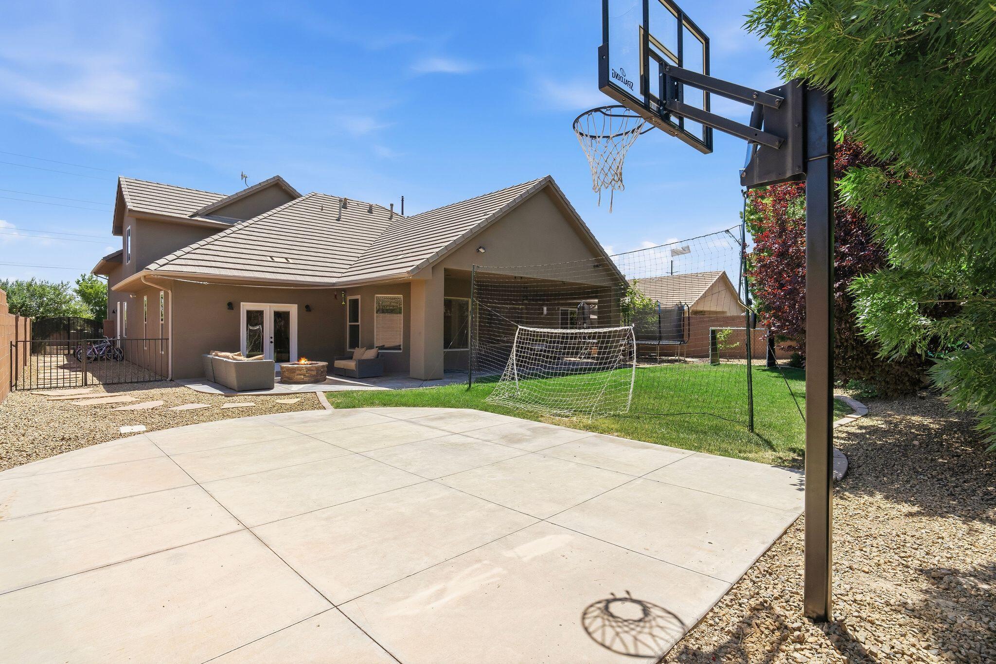 HIGHLANDS AT GREEN VALLEY - Residential