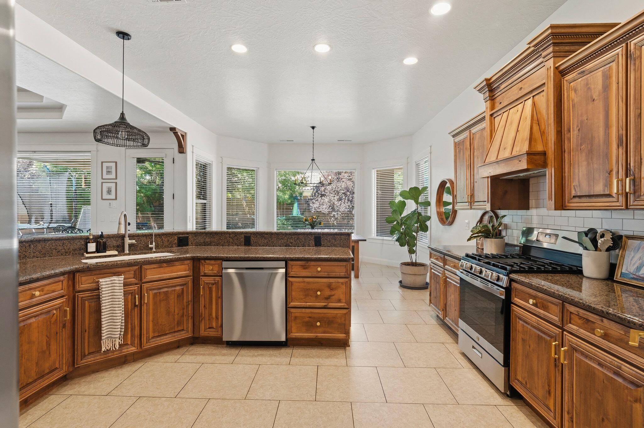 HIGHLANDS AT GREEN VALLEY - Residential