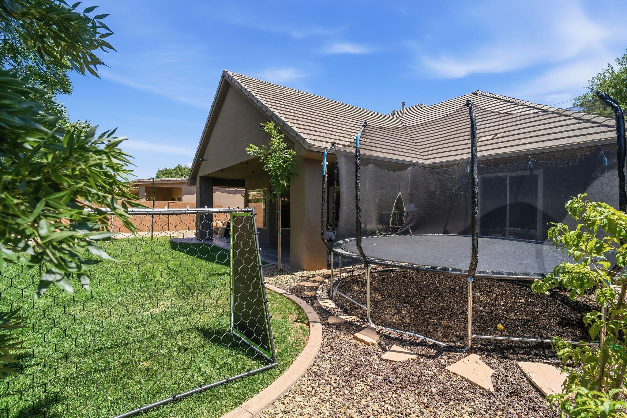 HIGHLANDS AT GREEN VALLEY - Residential