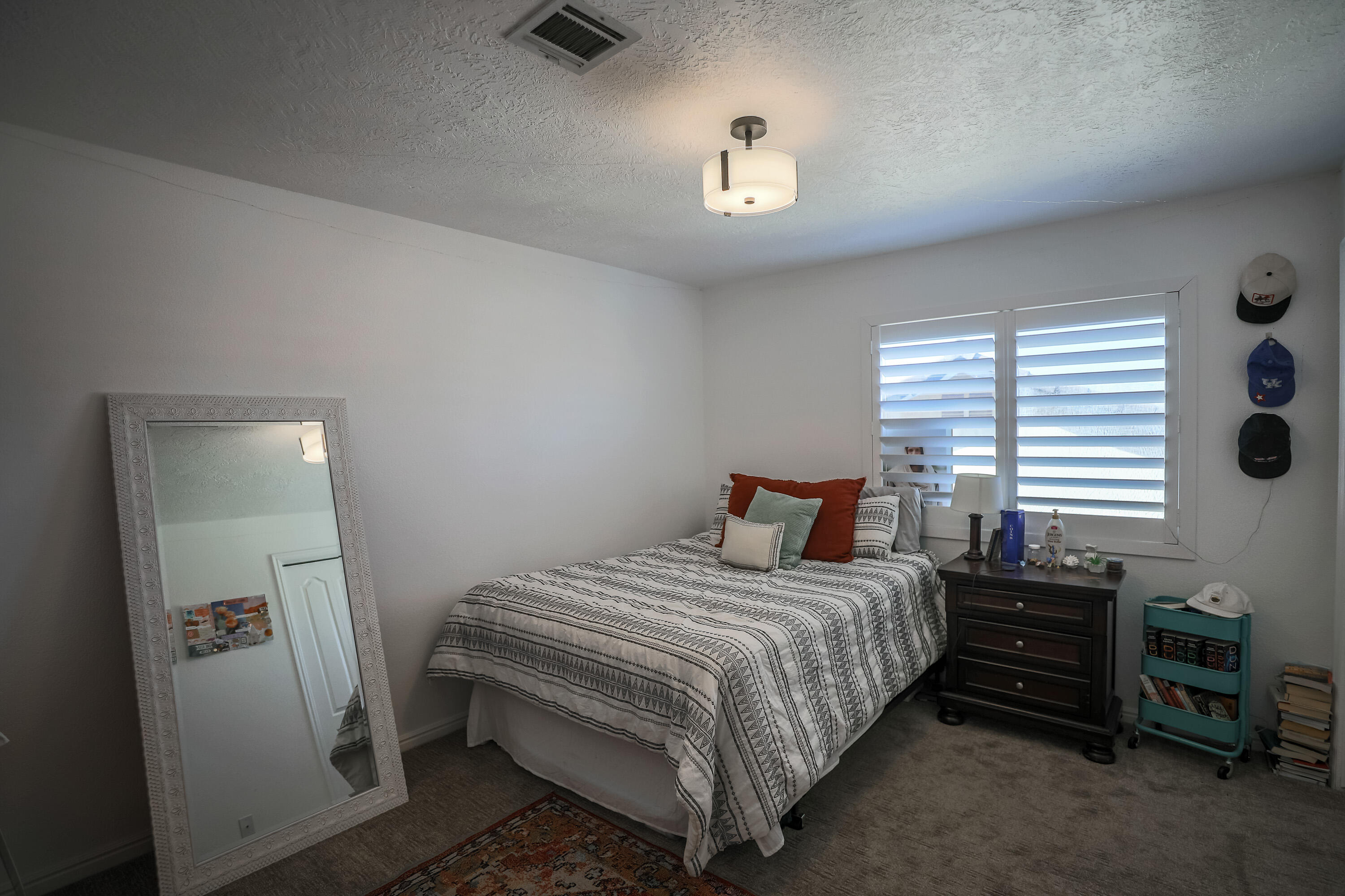 BLOOMINGTON HILLS - Residential