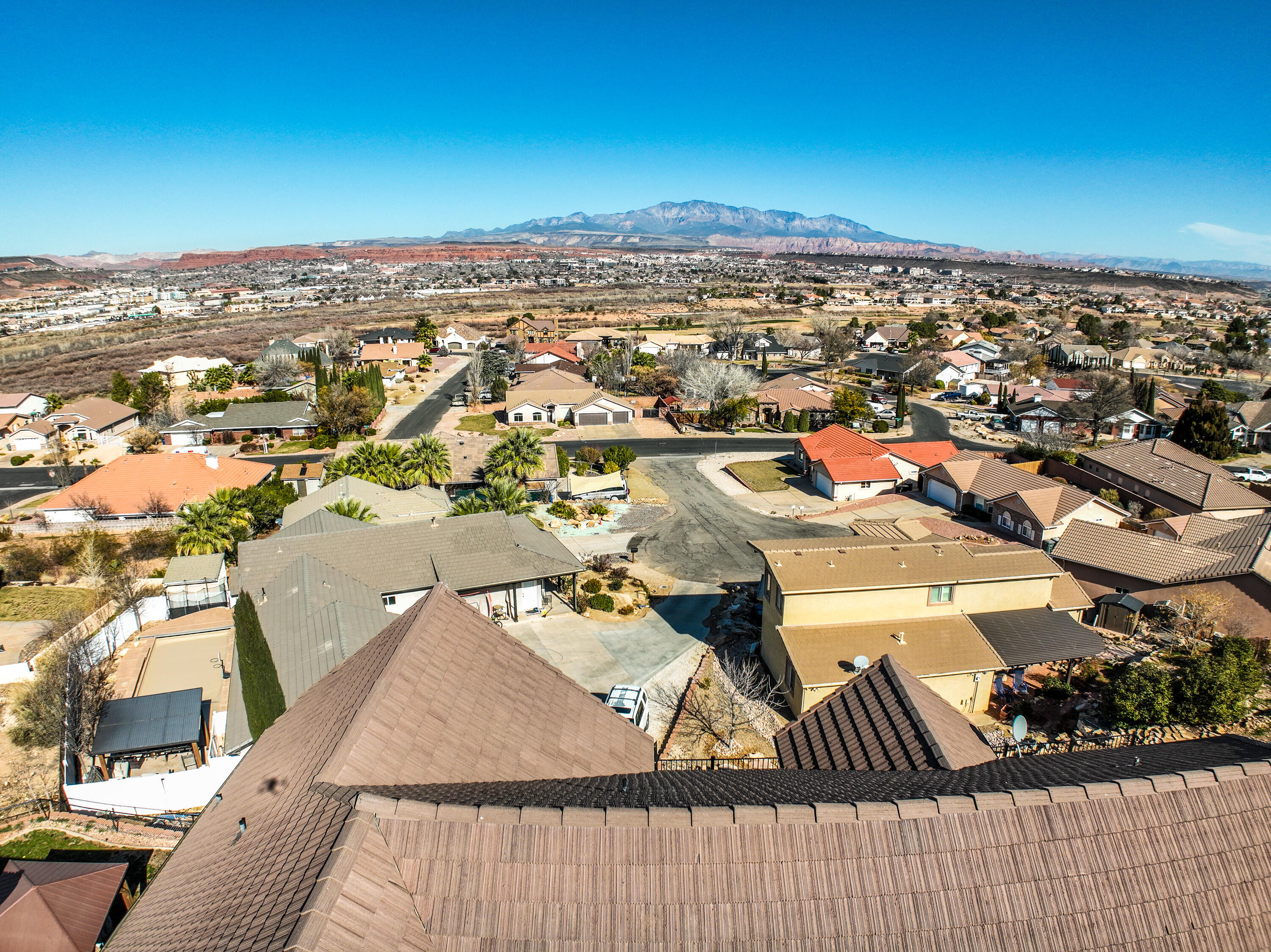 BLOOMINGTON HILLS - Residential