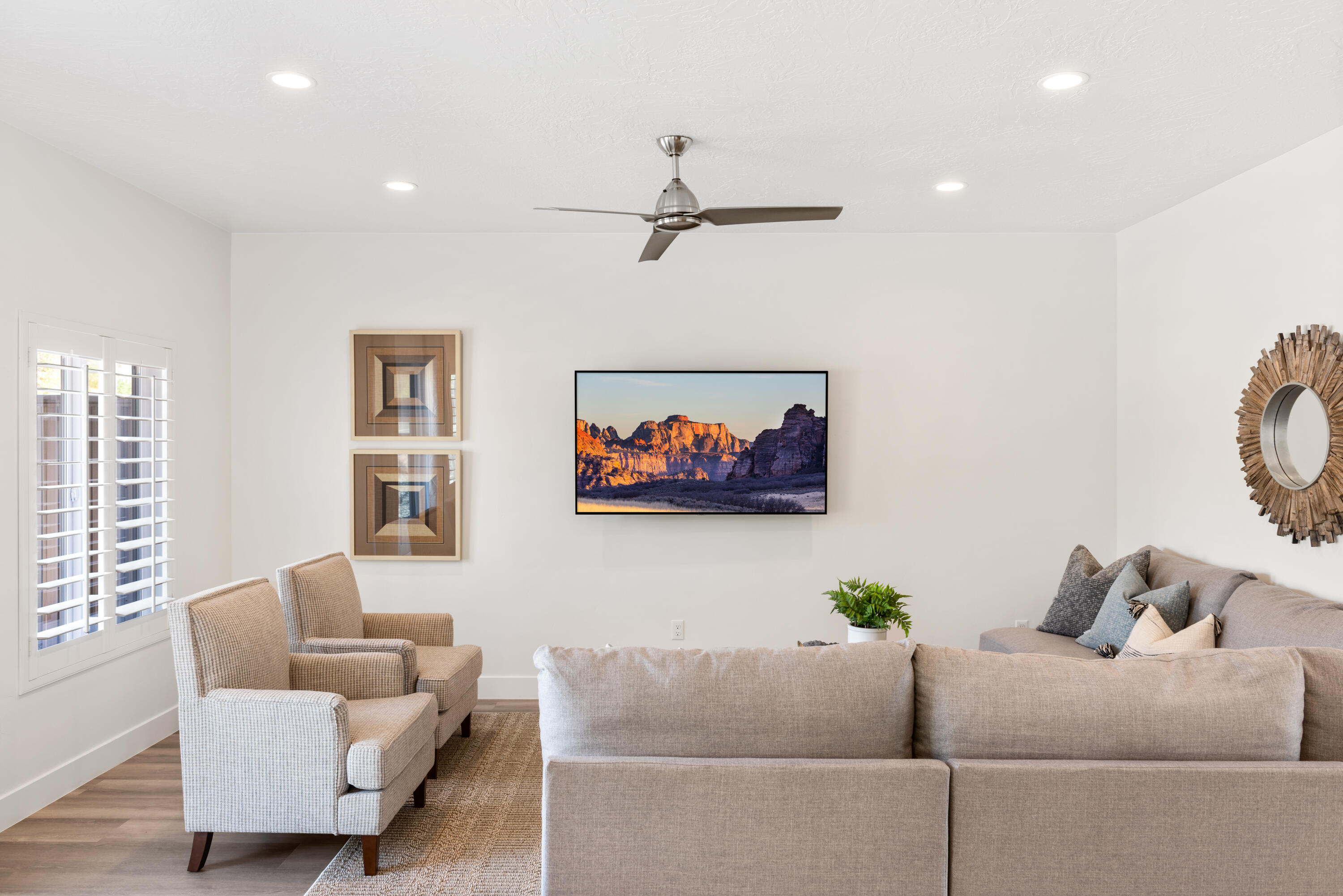 VUE AT GREEN VALLEY - Residential