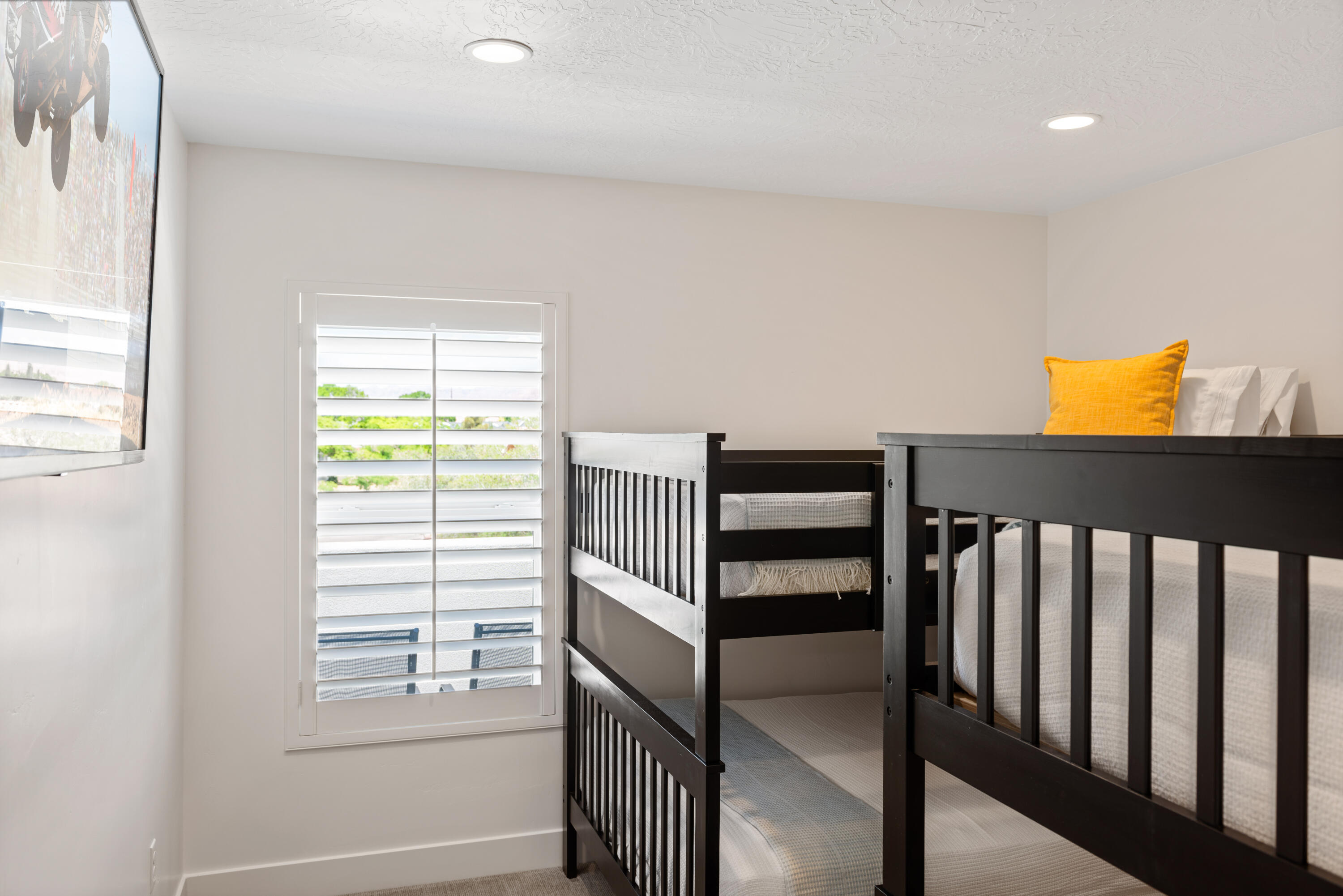 VUE AT GREEN VALLEY - Residential