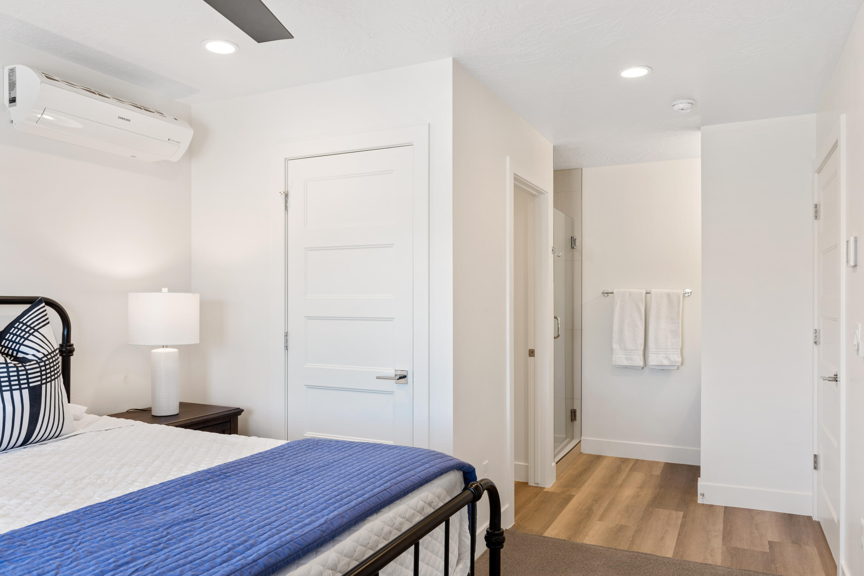 VUE AT GREEN VALLEY - Residential
