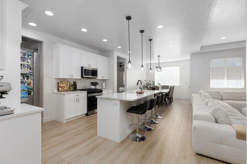 HURRICANE VIEWS - Residential