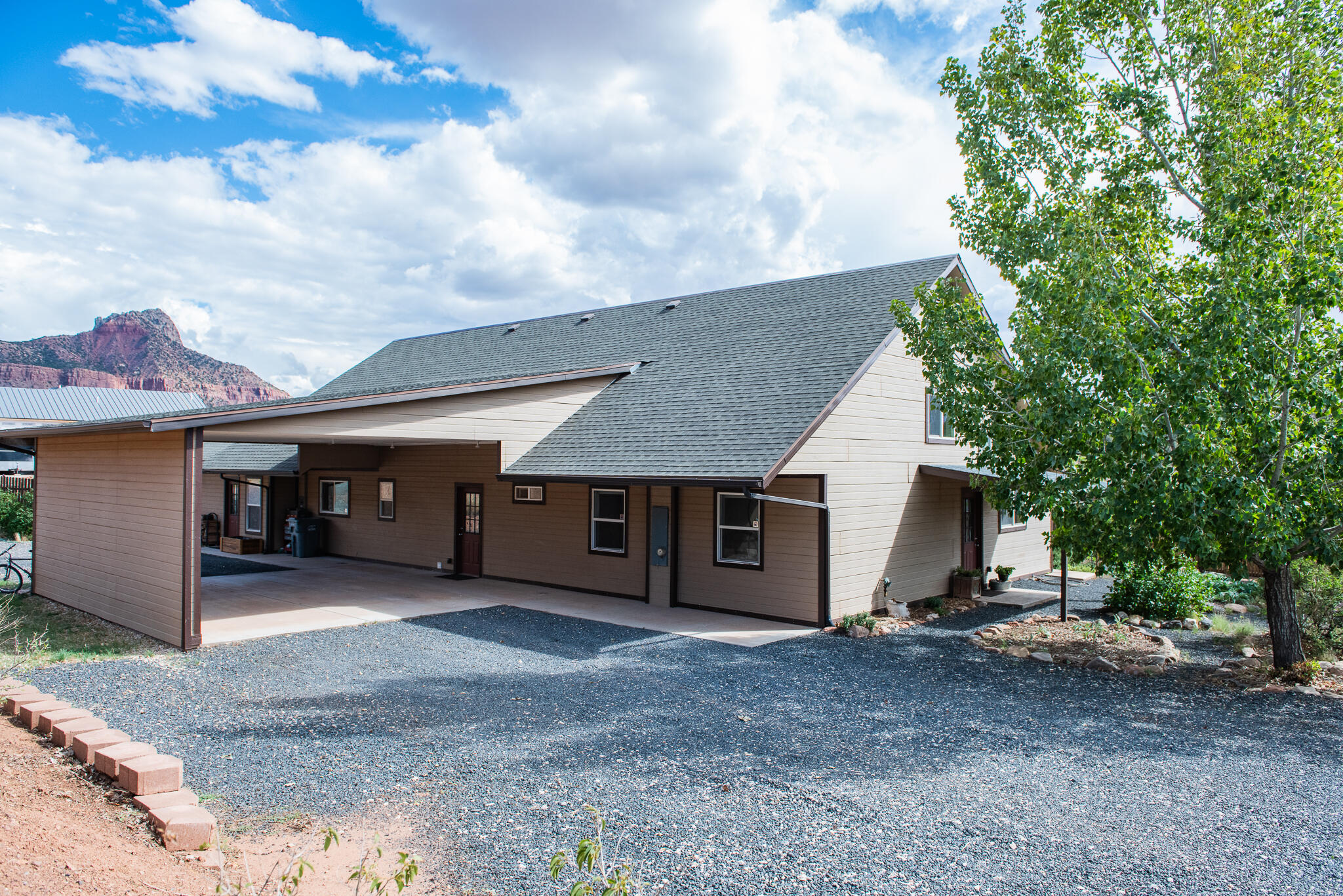 APPLE VALLEY RANCH GOOSEBERRY - Residential