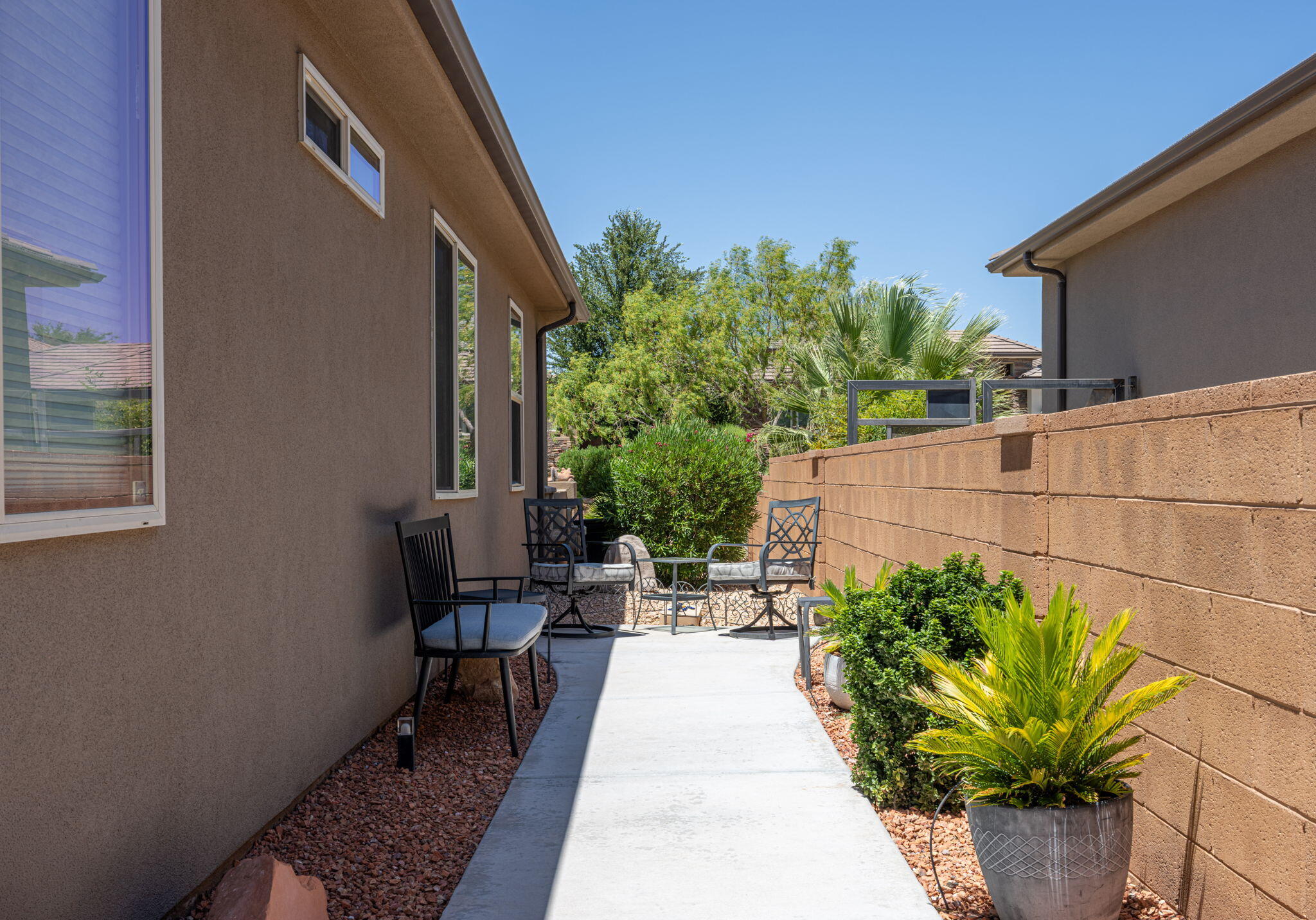 TWIN CREEKS AT STONEBRIDGE - Residential