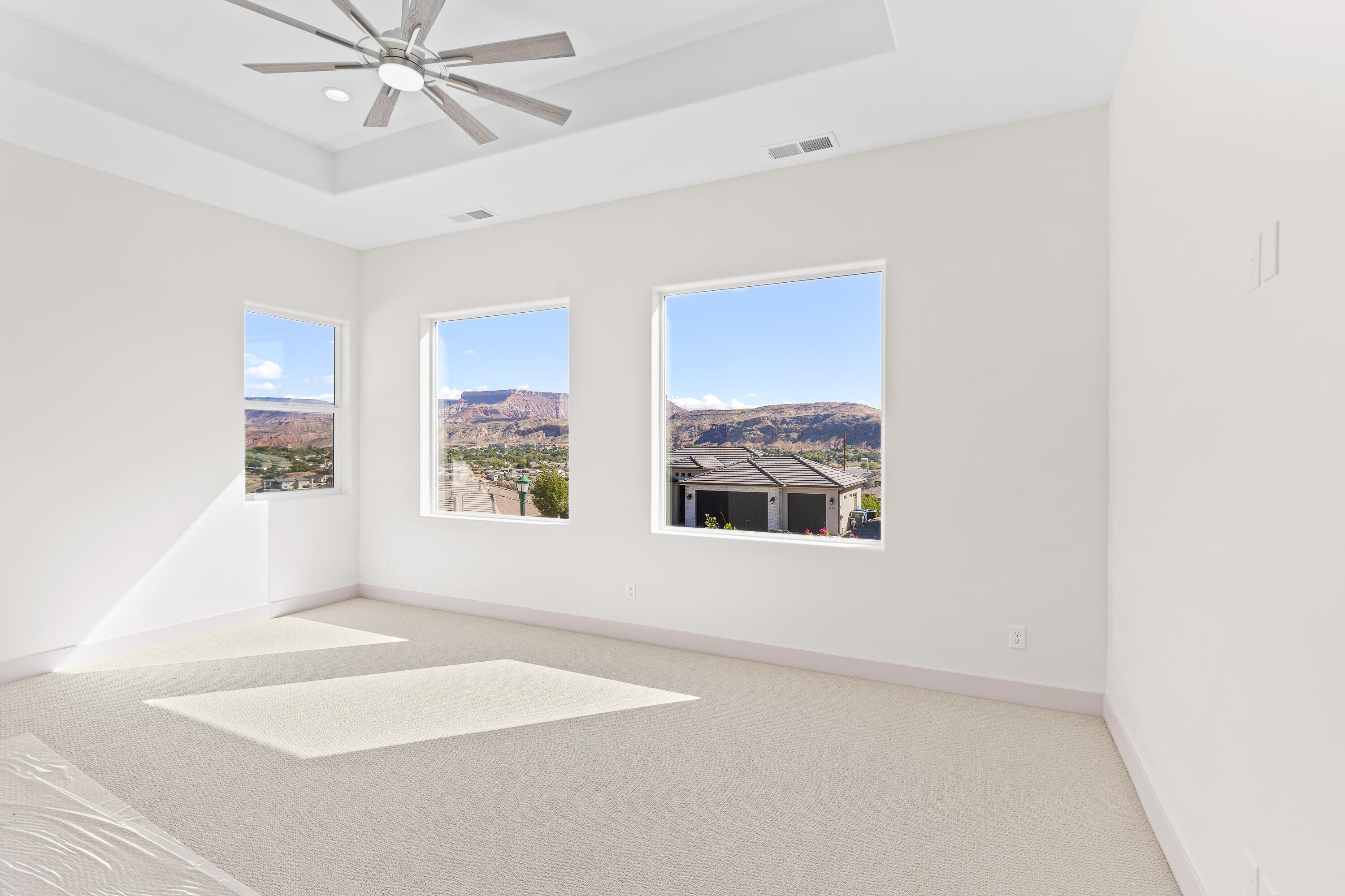 SUNSET RIDGE - Residential