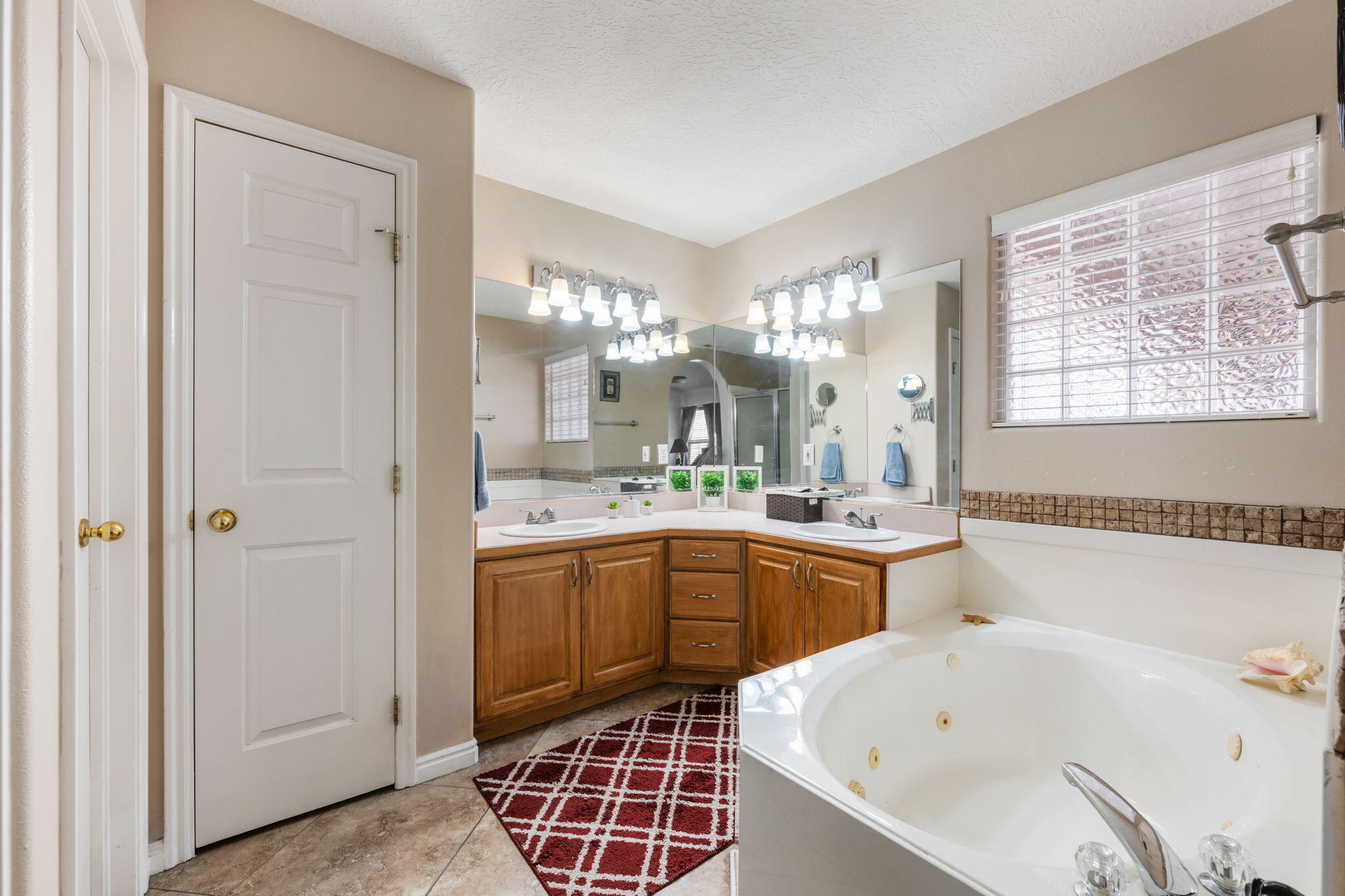 PARADISE WEST - Residential