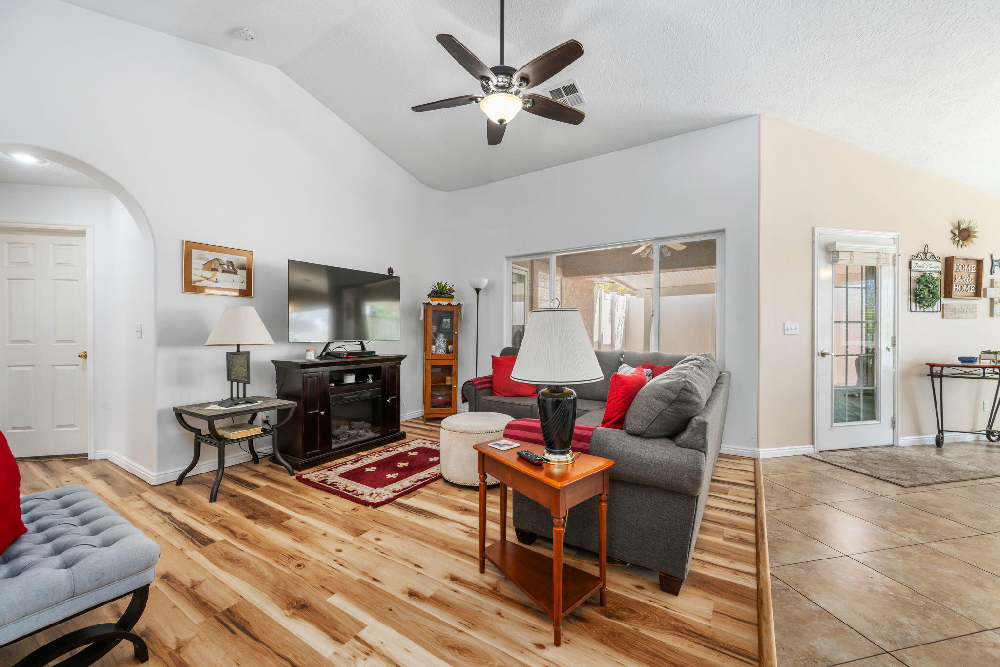 PARADISE WEST - Residential