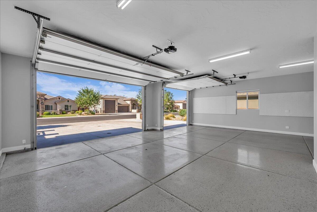 DIXIE SPRINGS - Residential