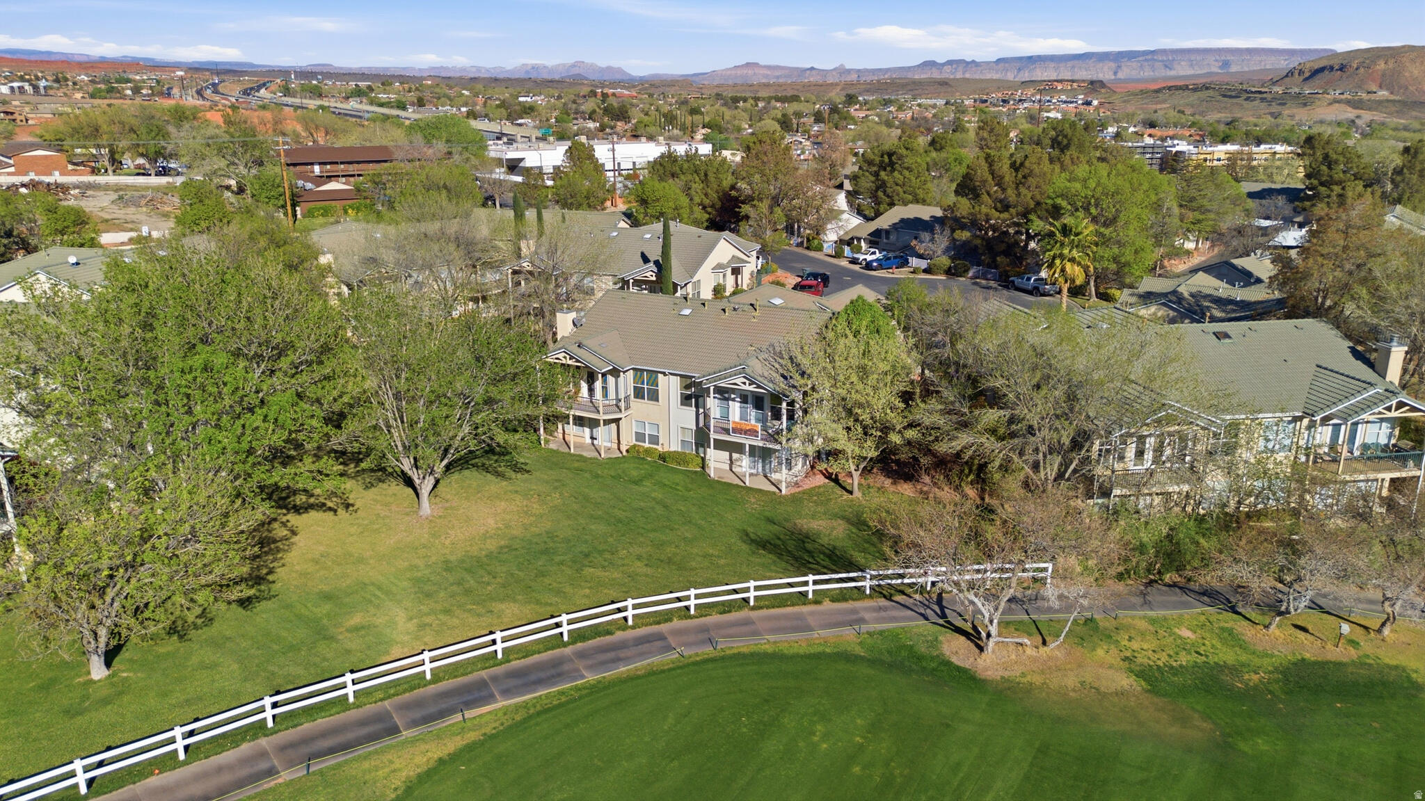 HIGHLANDS - Residential