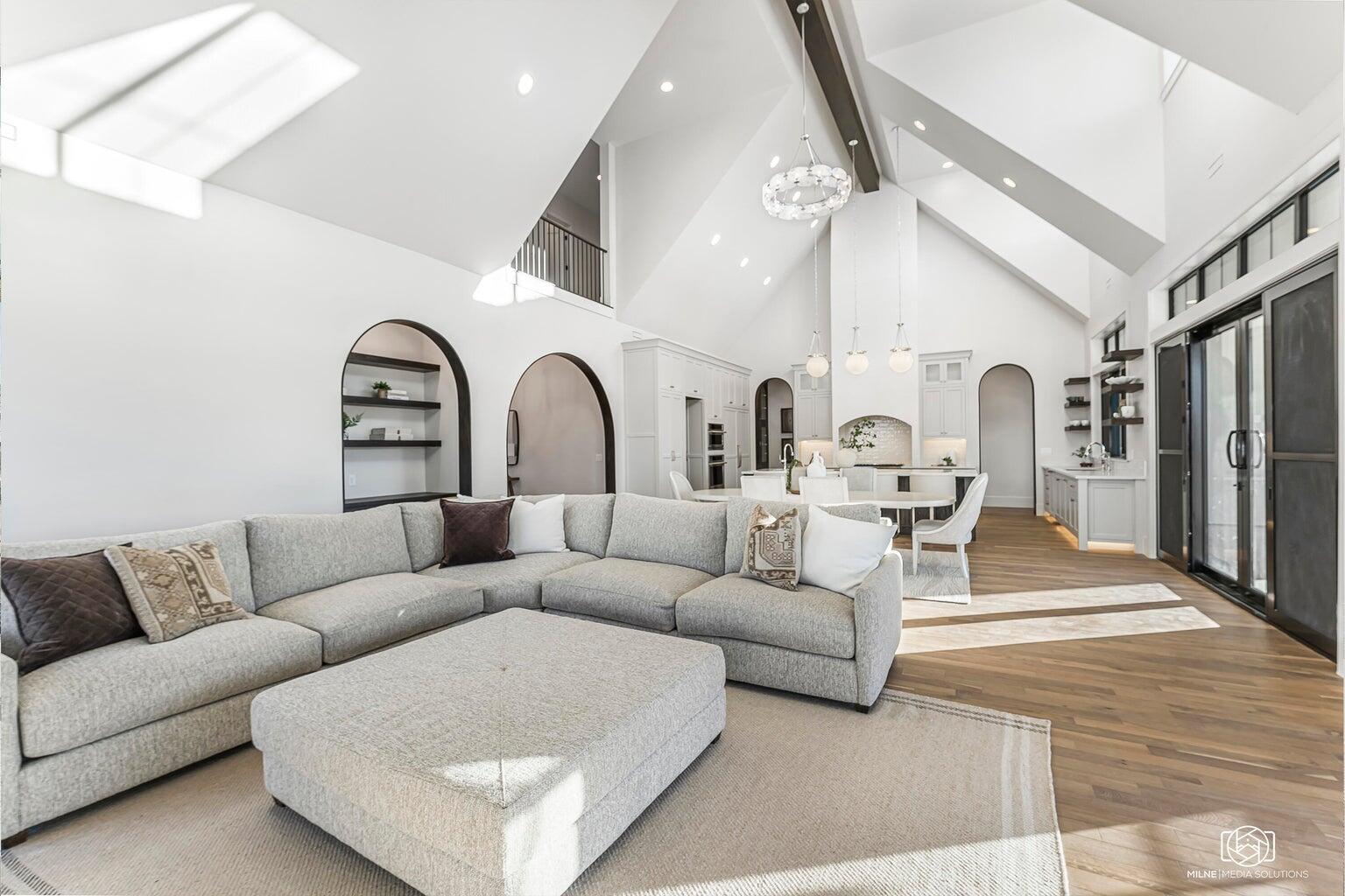 SUMMIT VIEW - Residential