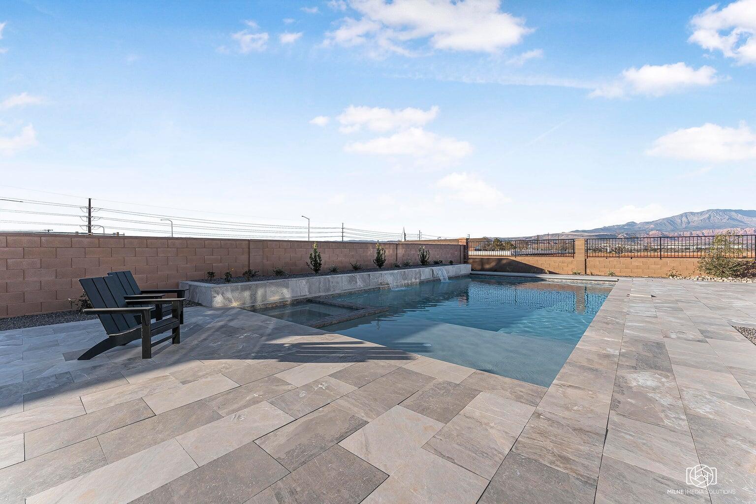 SUMMIT VIEW - Residential