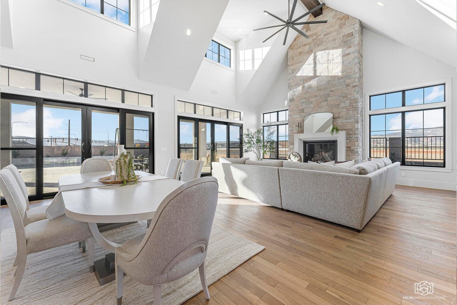 SUMMIT VIEW - Residential