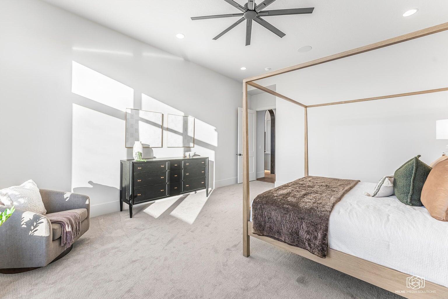 SUMMIT VIEW - Residential