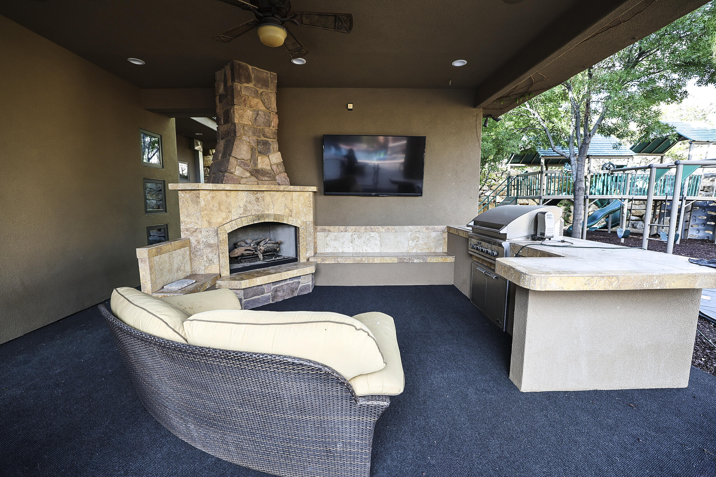 NORTHBRIDGE ESTATES - Residential