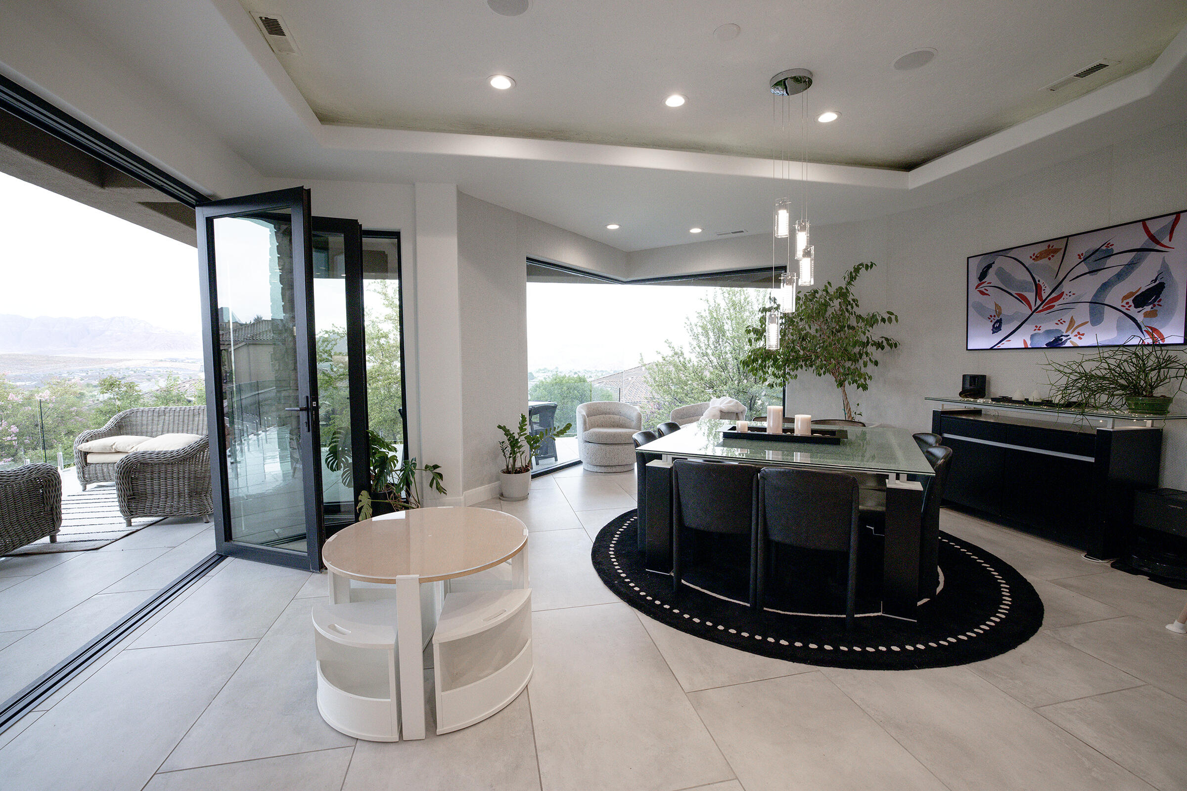 NORTHBRIDGE ESTATES - Residential