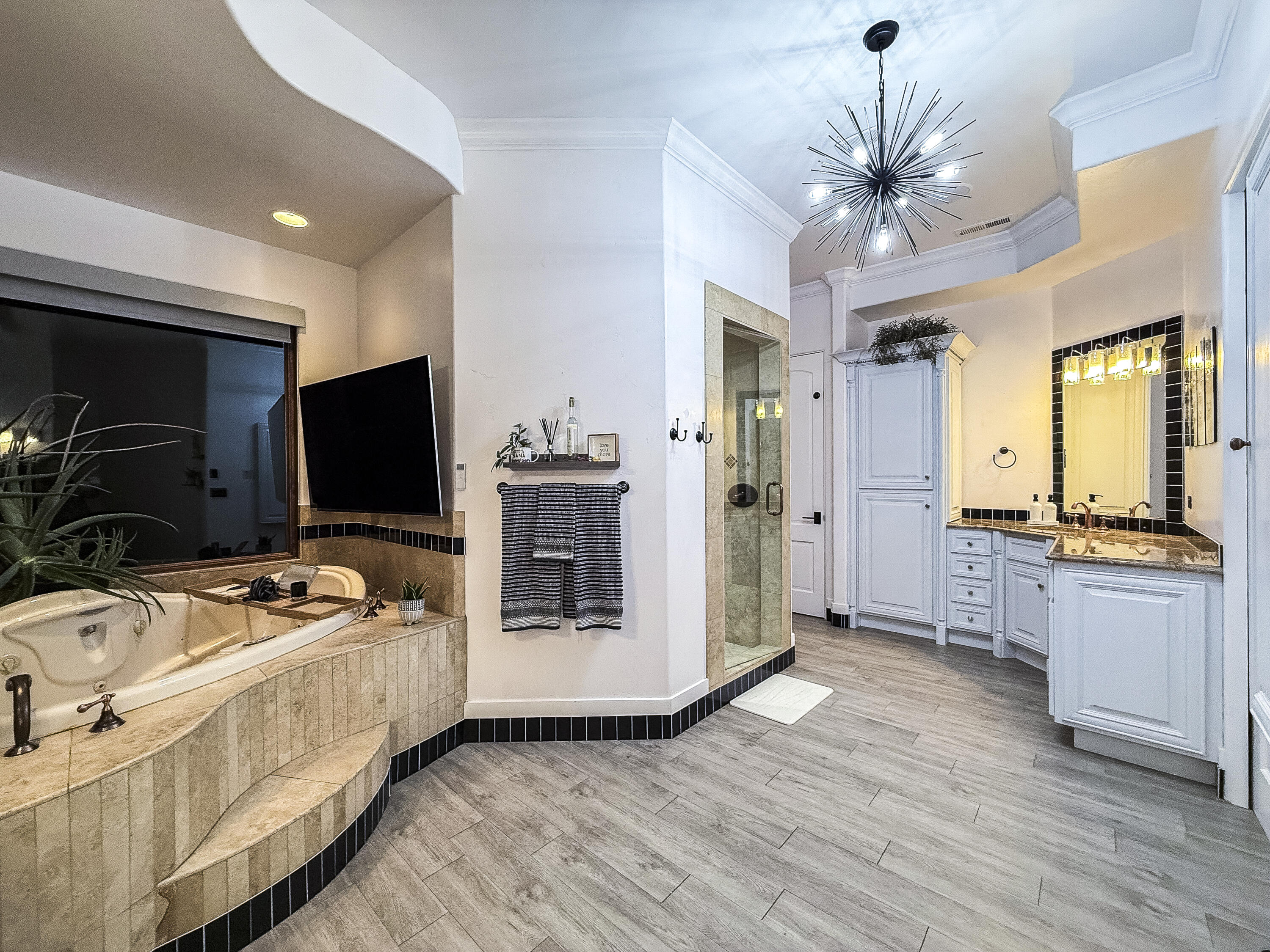 NORTHBRIDGE ESTATES - Residential