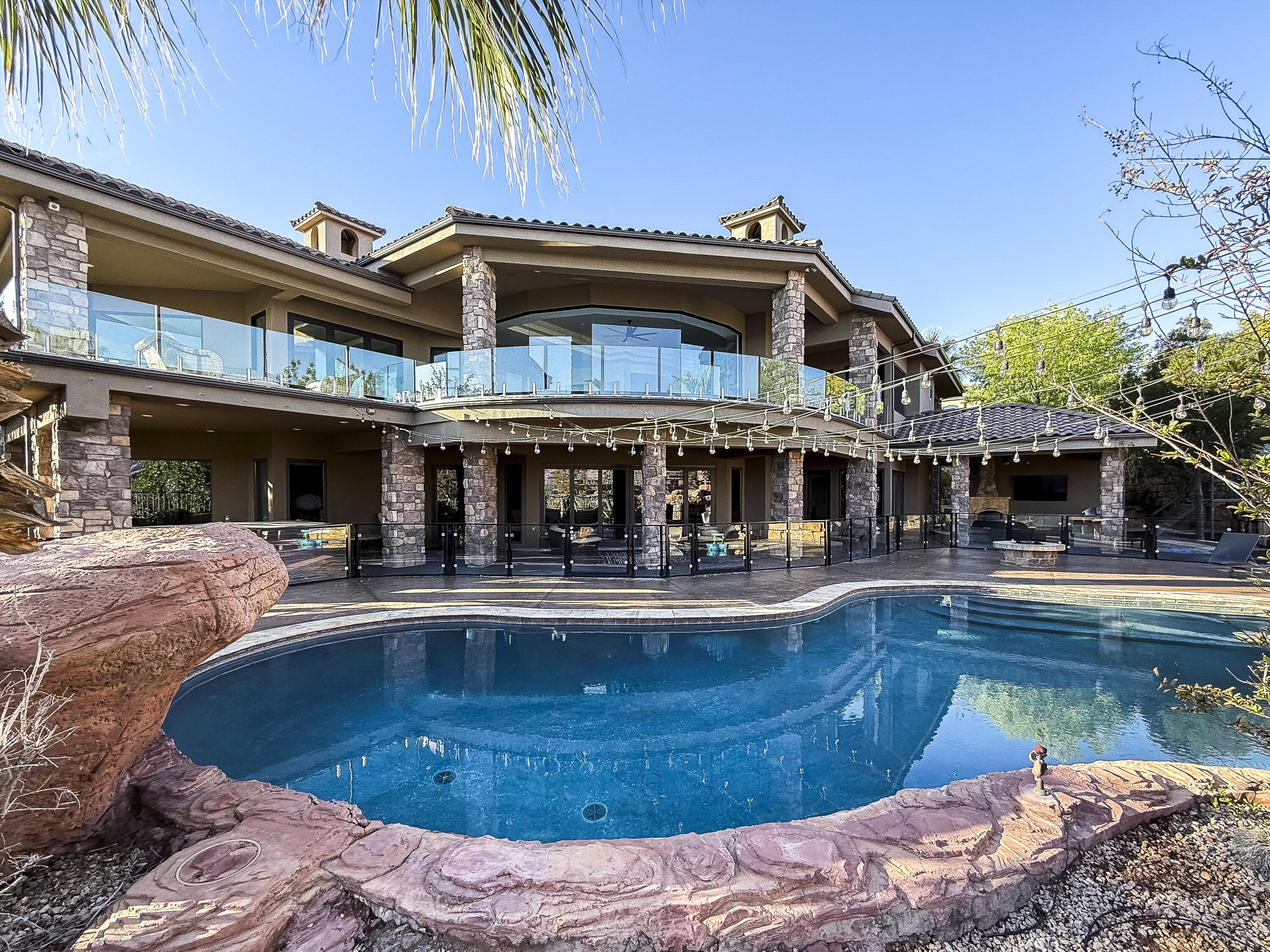 NORTHBRIDGE ESTATES - Residential
