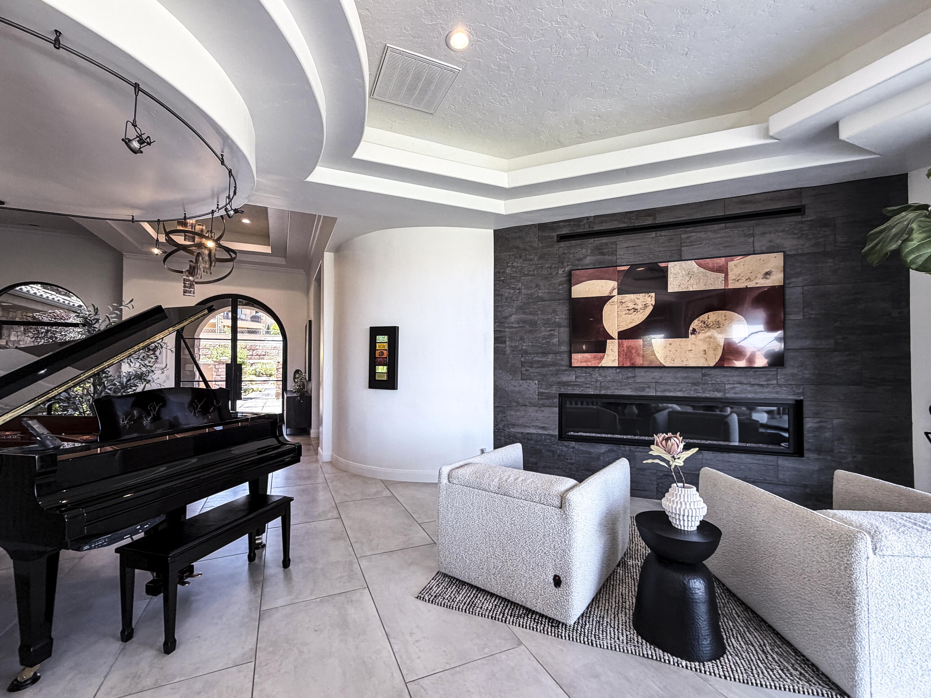 NORTHBRIDGE ESTATES - Residential