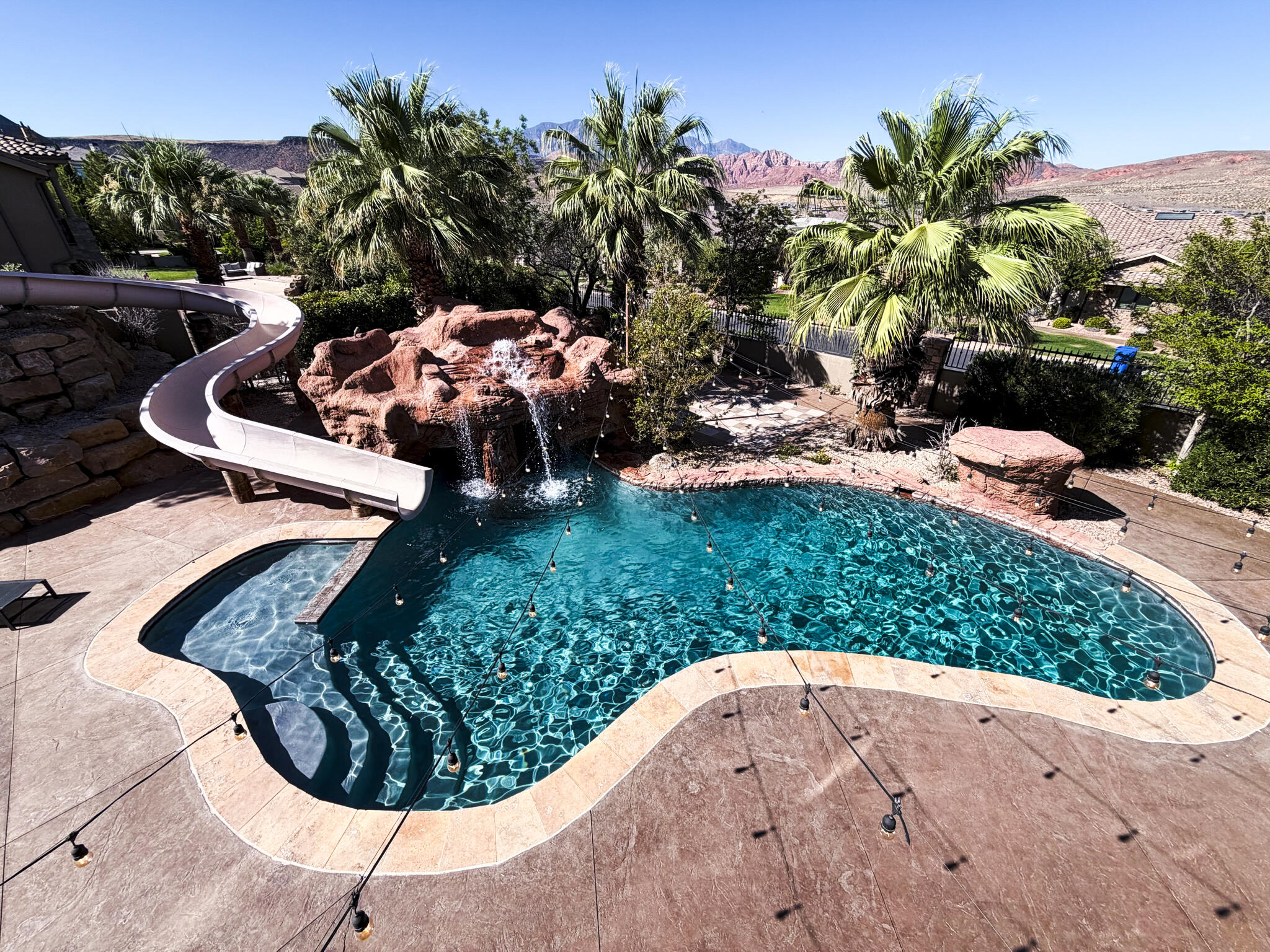 NORTHBRIDGE ESTATES - Residential