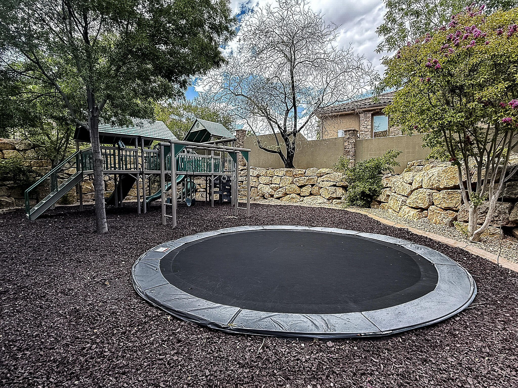 NORTHBRIDGE ESTATES - Residential