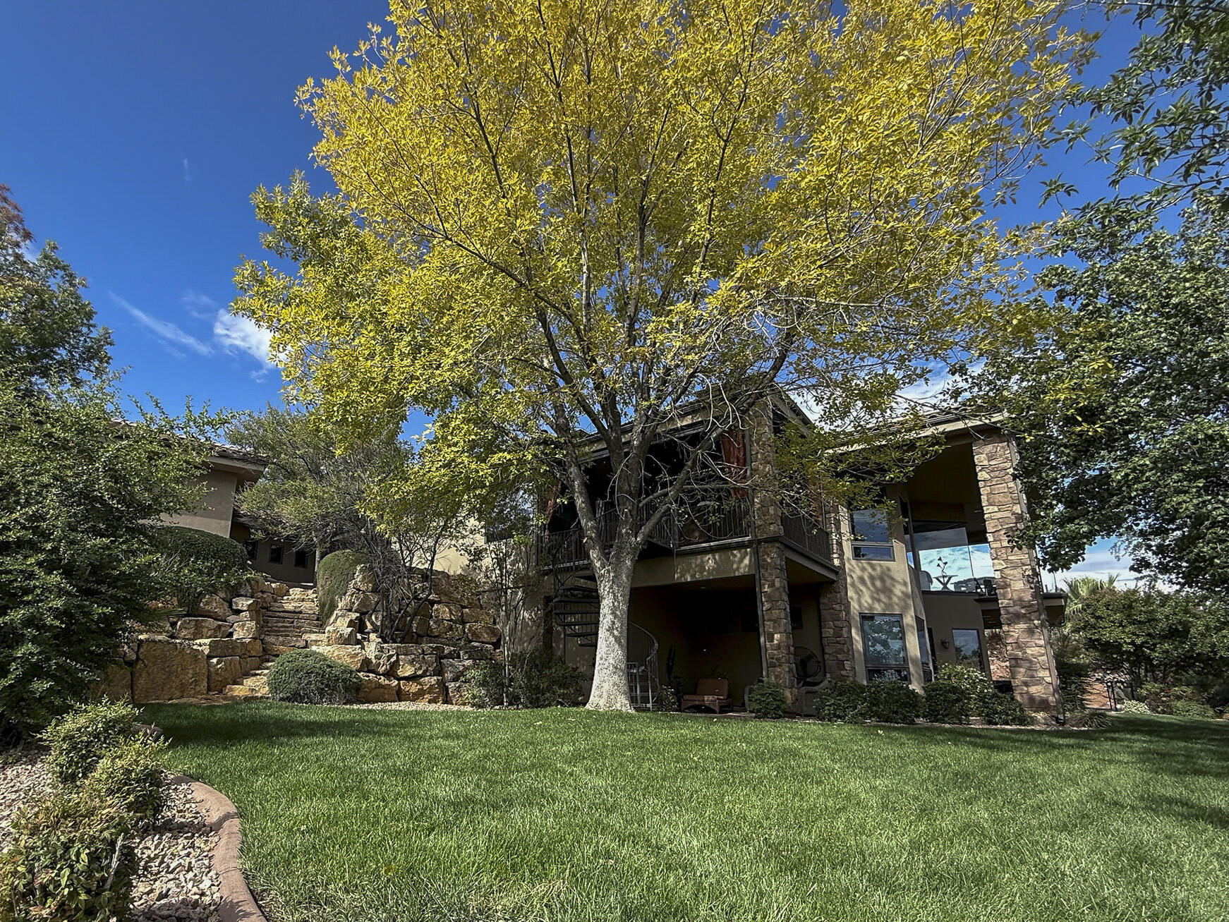 NORTHBRIDGE ESTATES - Residential