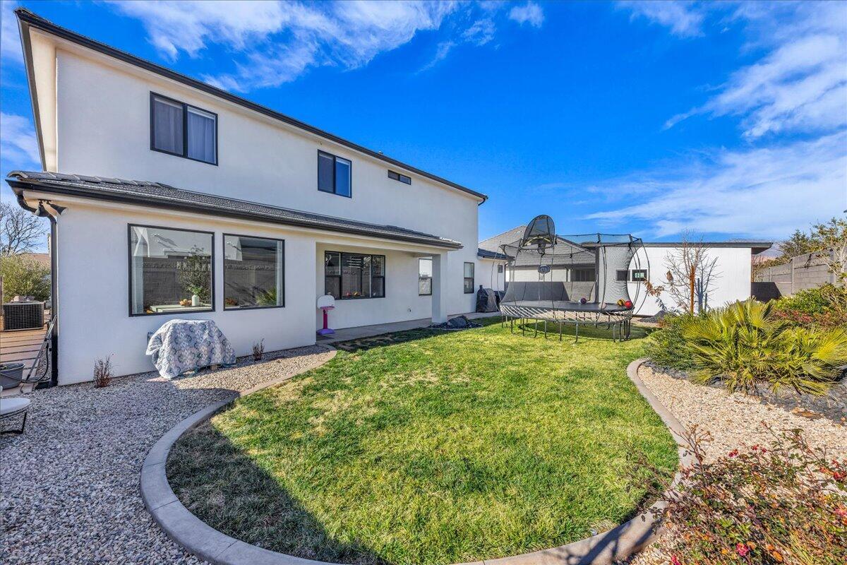 HERITAGE PLACE - Residential