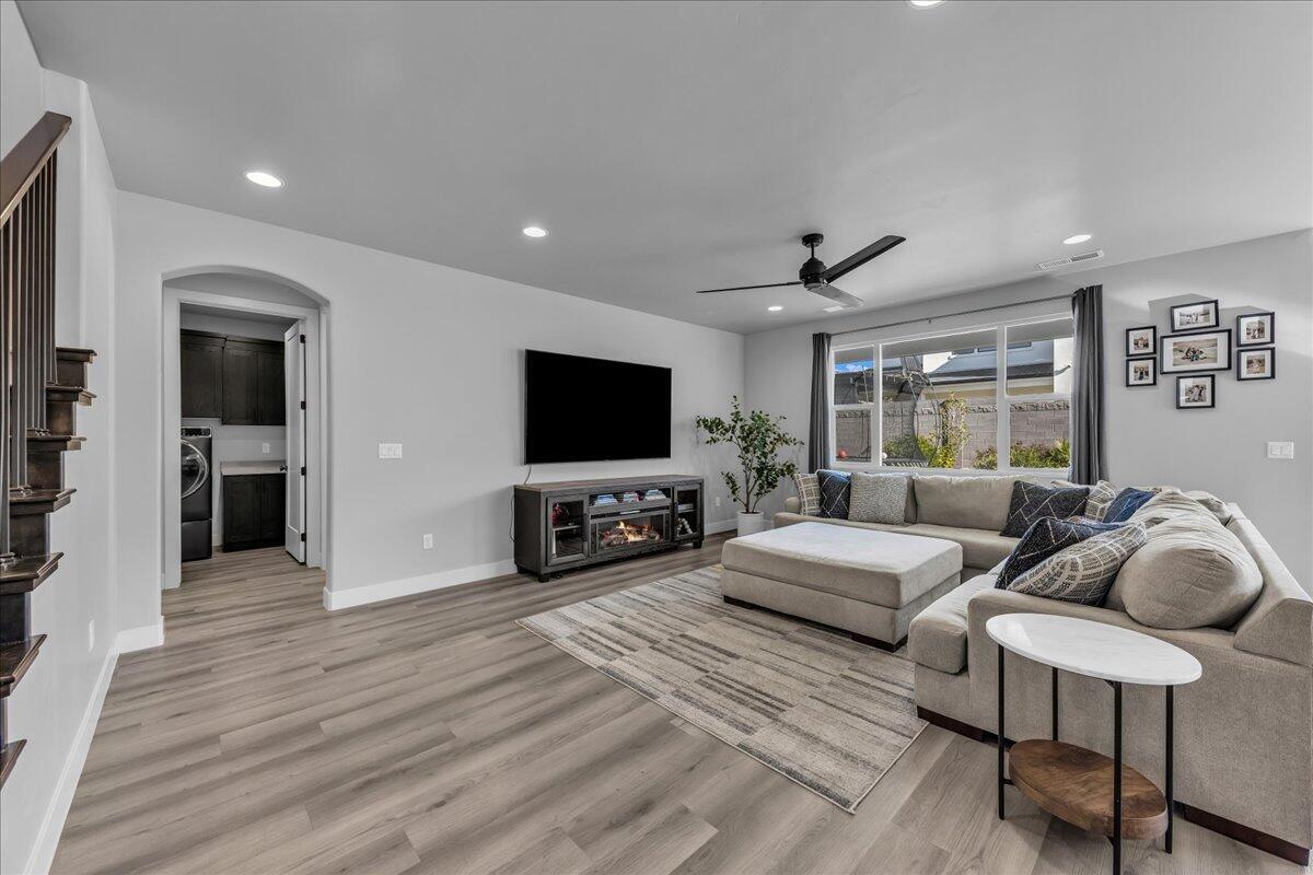 HERITAGE PLACE - Residential