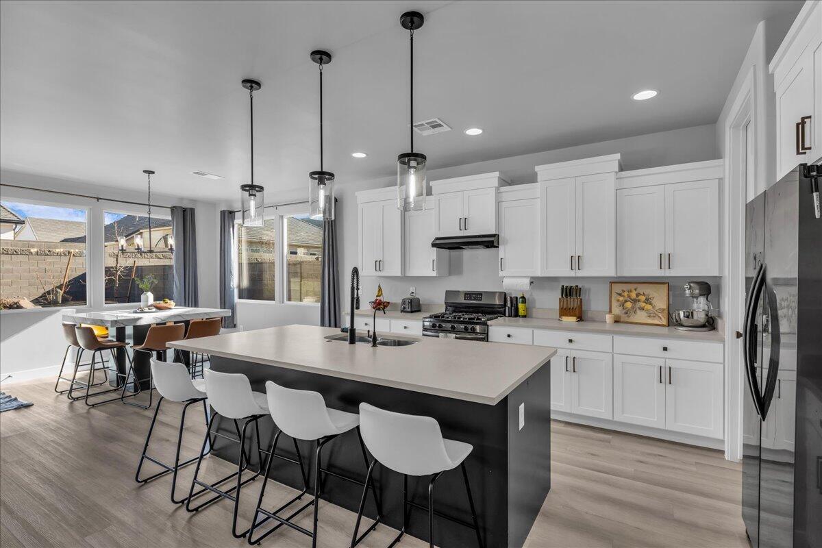 HERITAGE PLACE - Residential