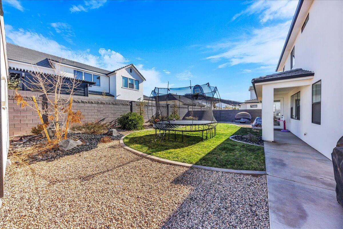HERITAGE PLACE - Residential