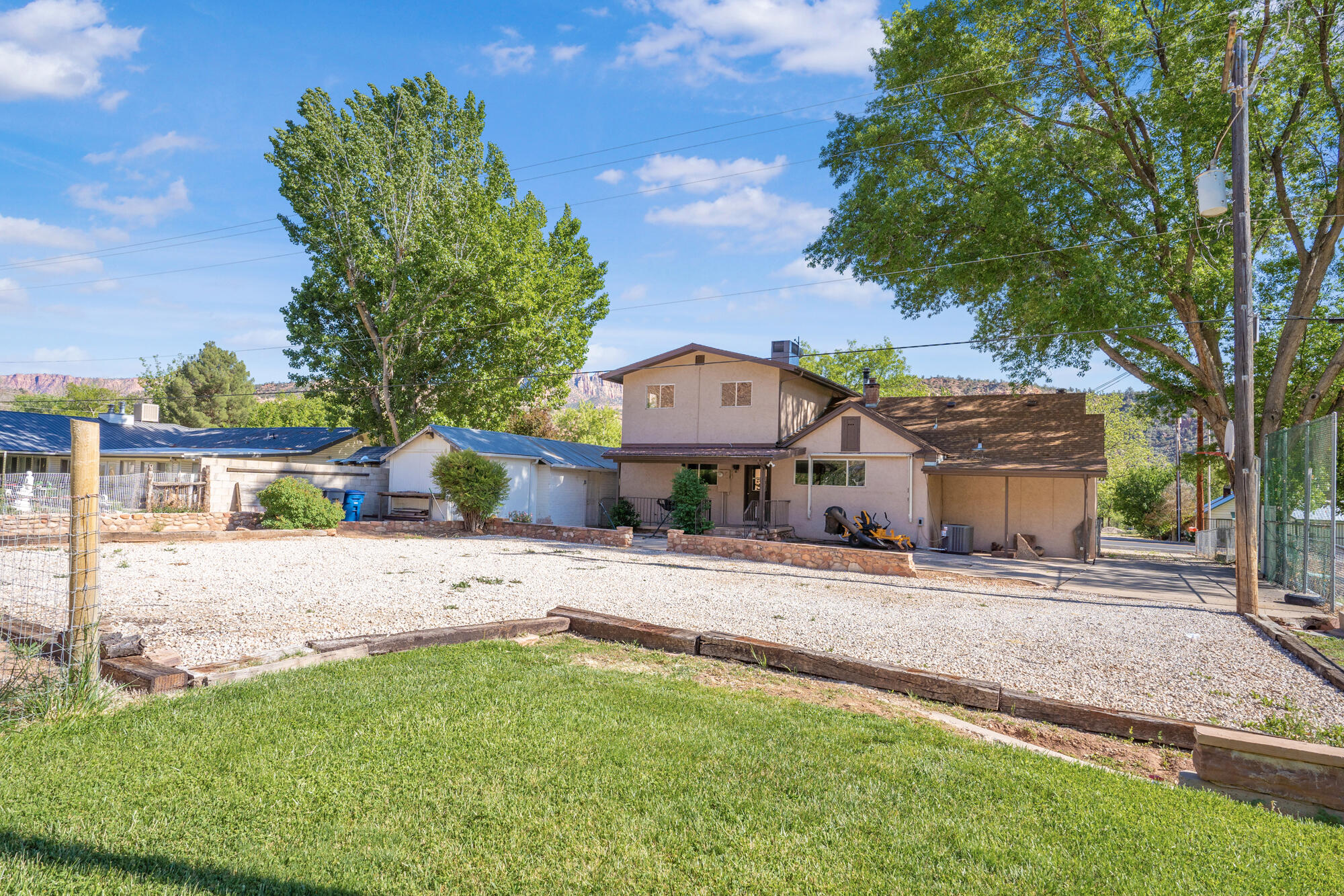 ROCKVILLE TOWNSITE - Residential
