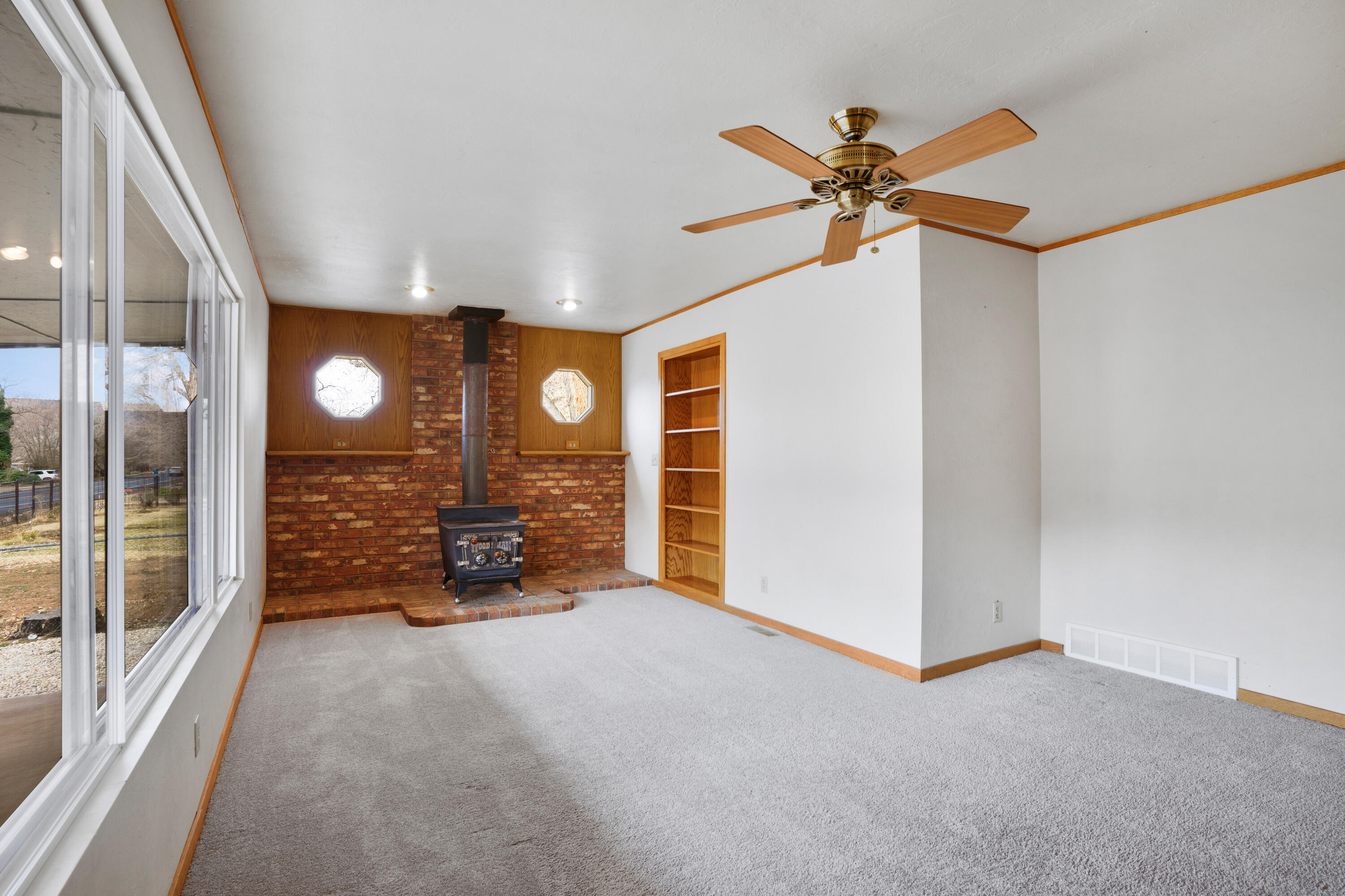 ROCKVILLE TOWNSITE - Residential