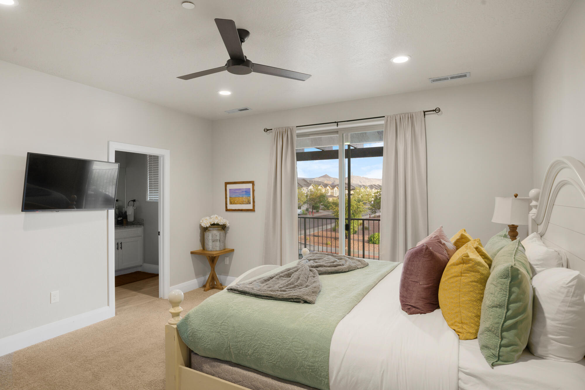 ZION VILLAGE TWHM - Residential