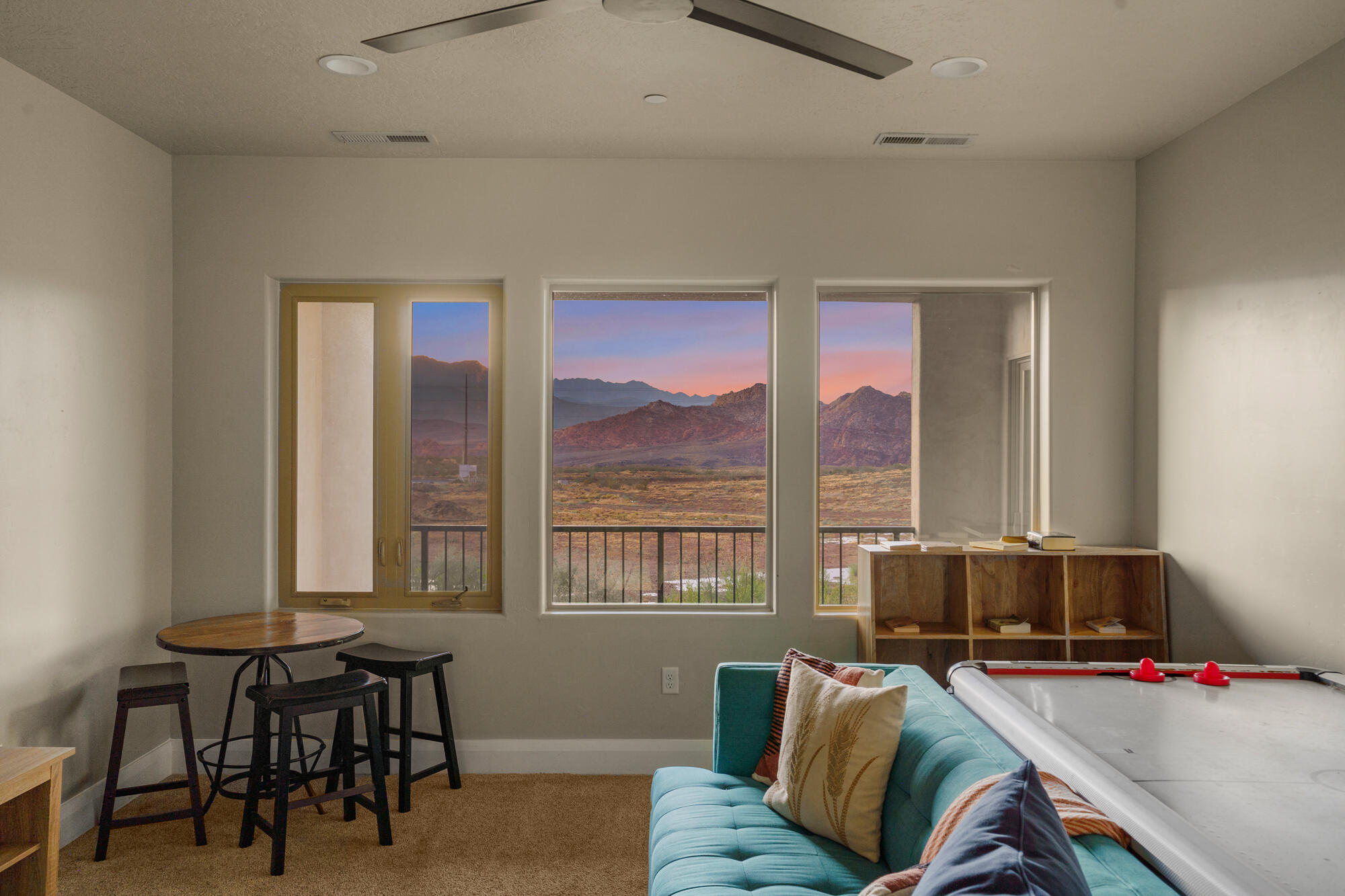 ZION VILLAGE TWHM - Residential