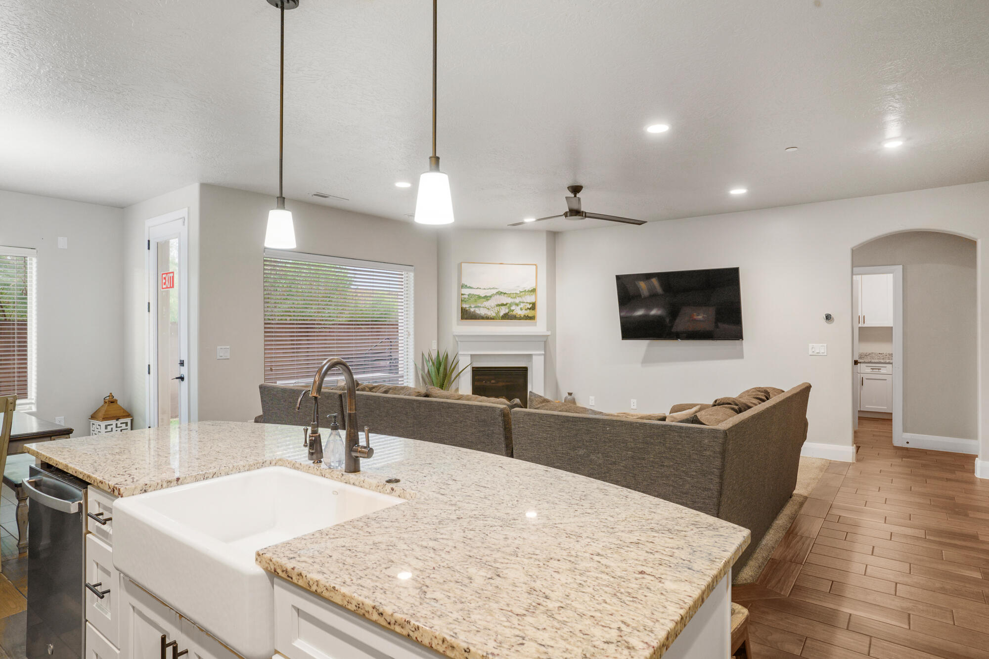 ZION VILLAGE TWHM - Residential