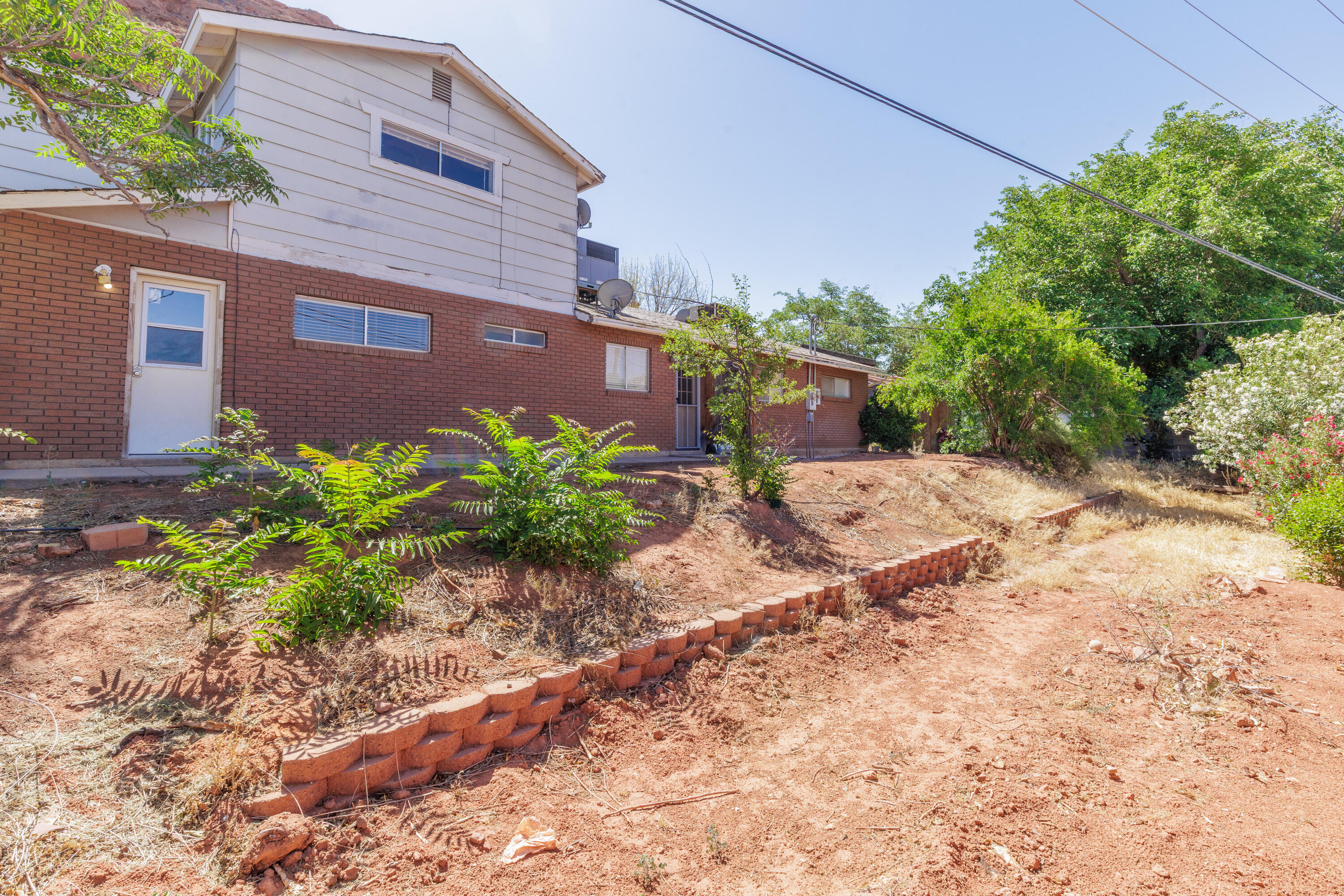 RED HILLS - Residential Income