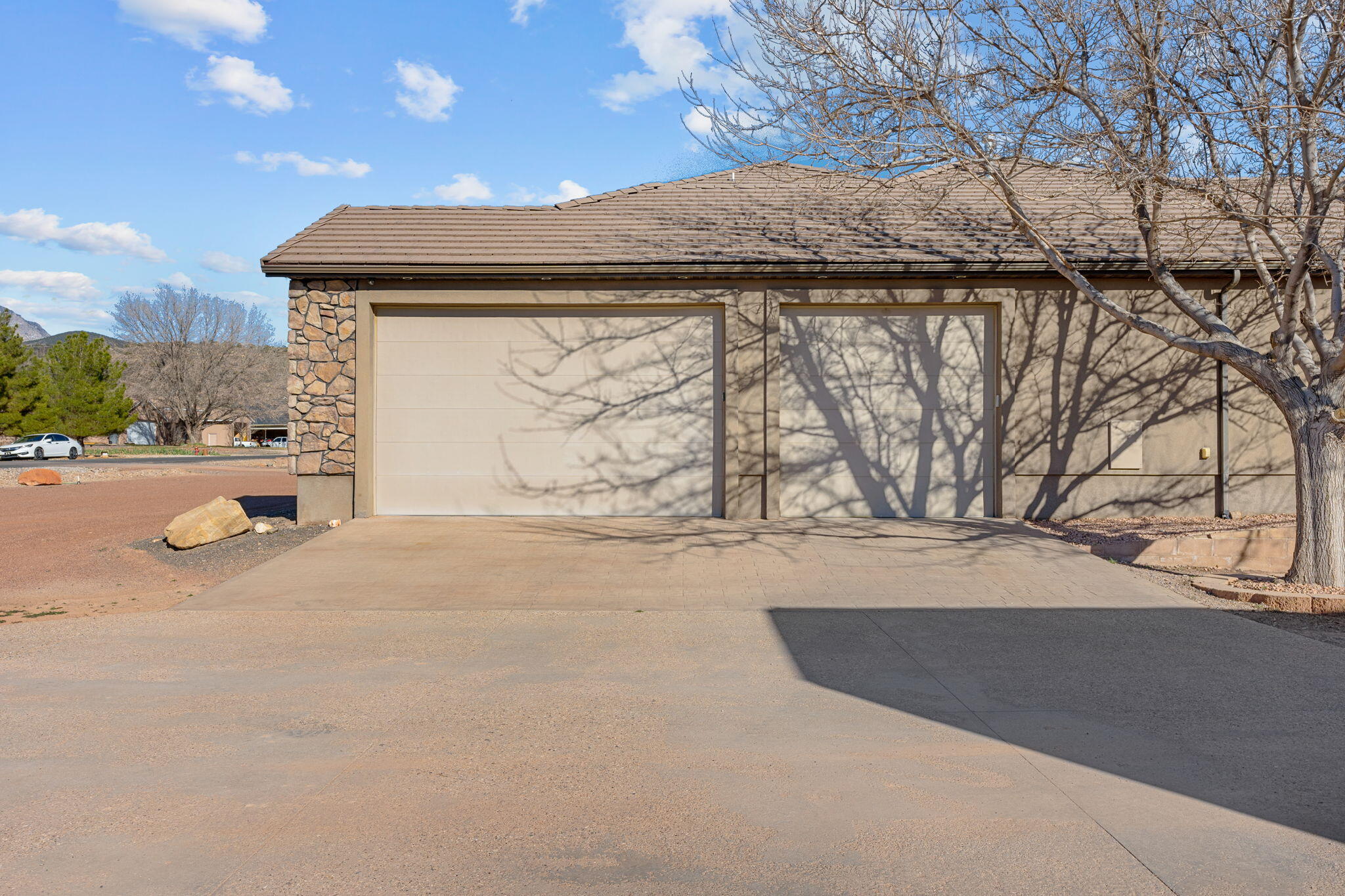 DIAMOND VALLEY ACRES - Residential