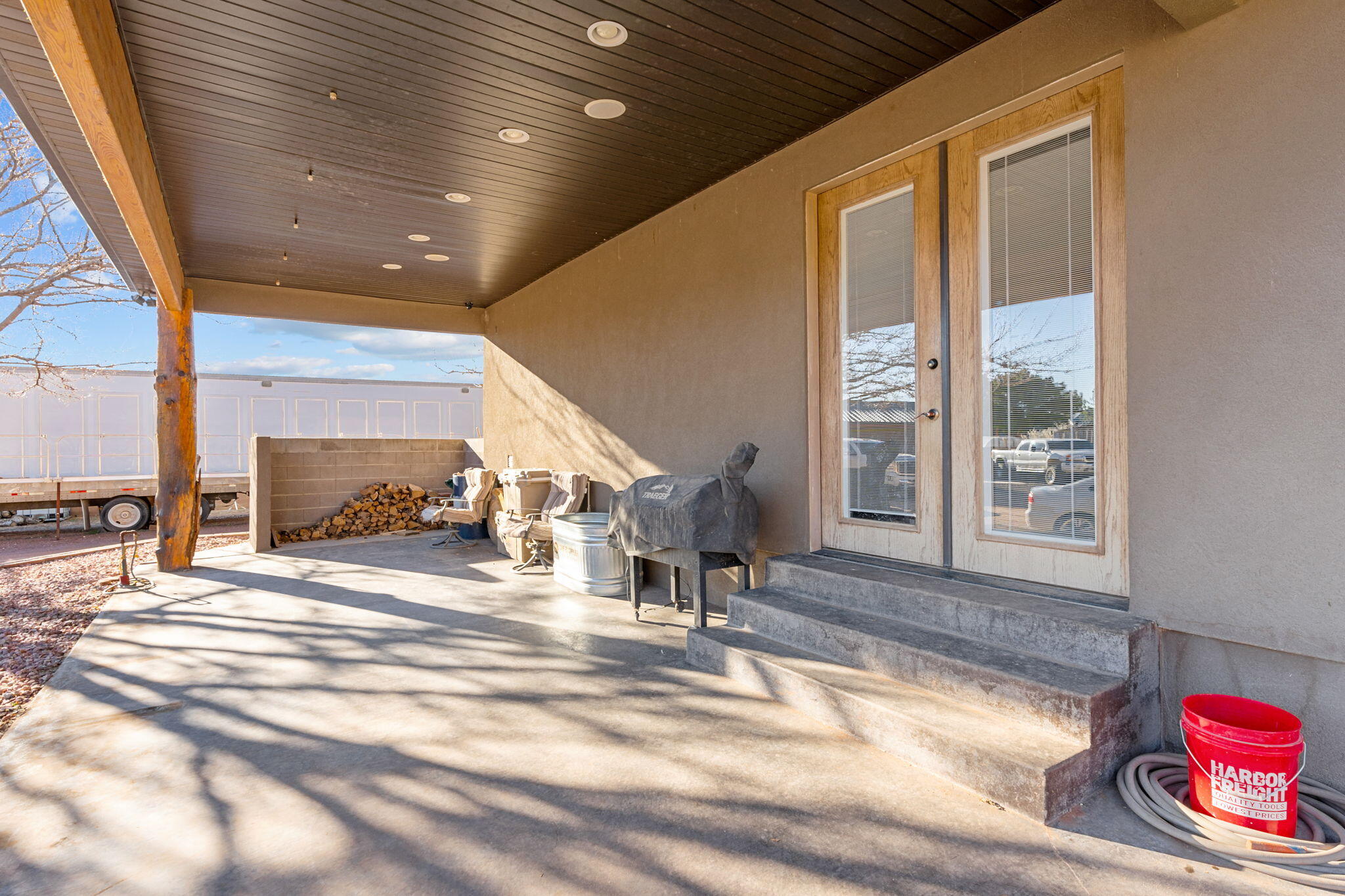 DIAMOND VALLEY ACRES - Residential