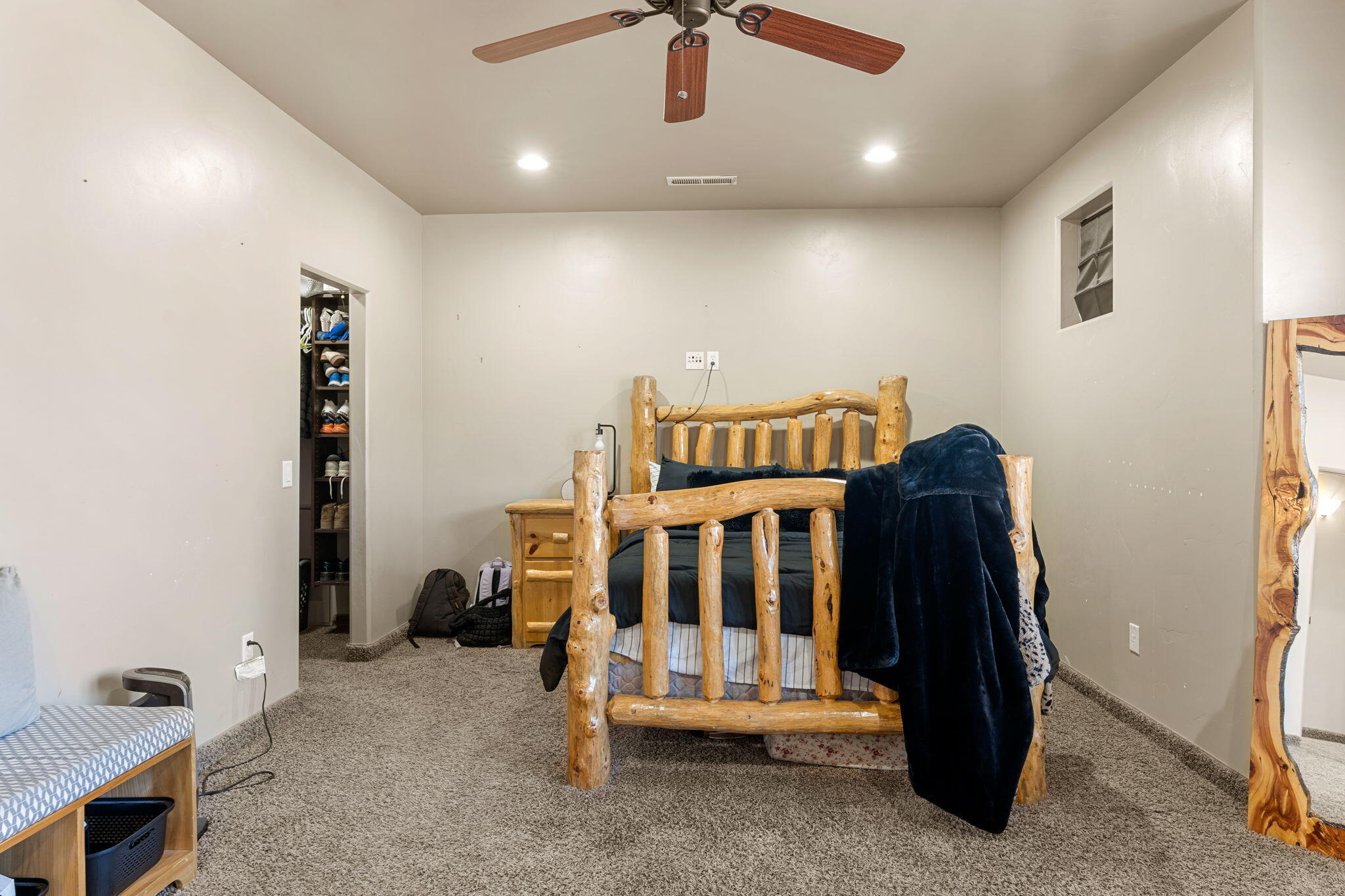 DIAMOND VALLEY ACRES - Residential