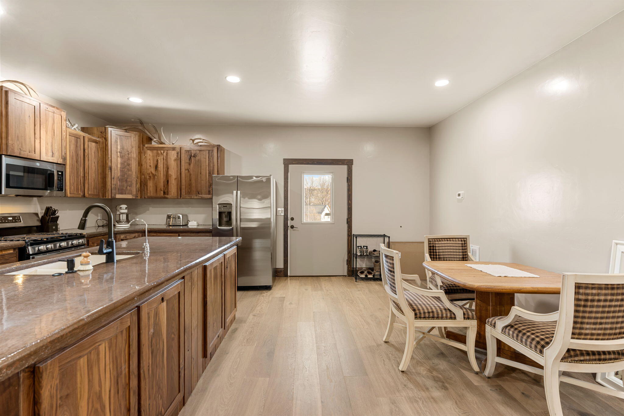DIAMOND VALLEY ACRES - Residential