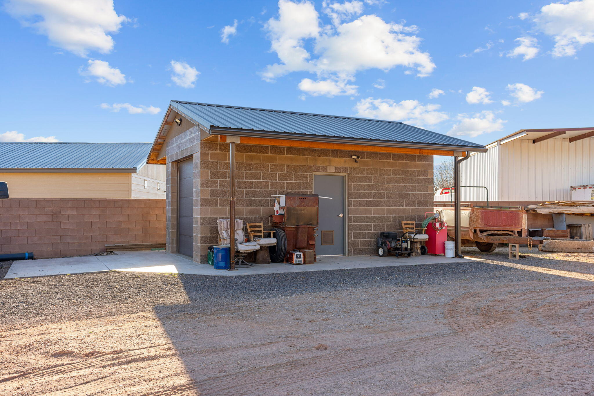 DIAMOND VALLEY ACRES - Residential