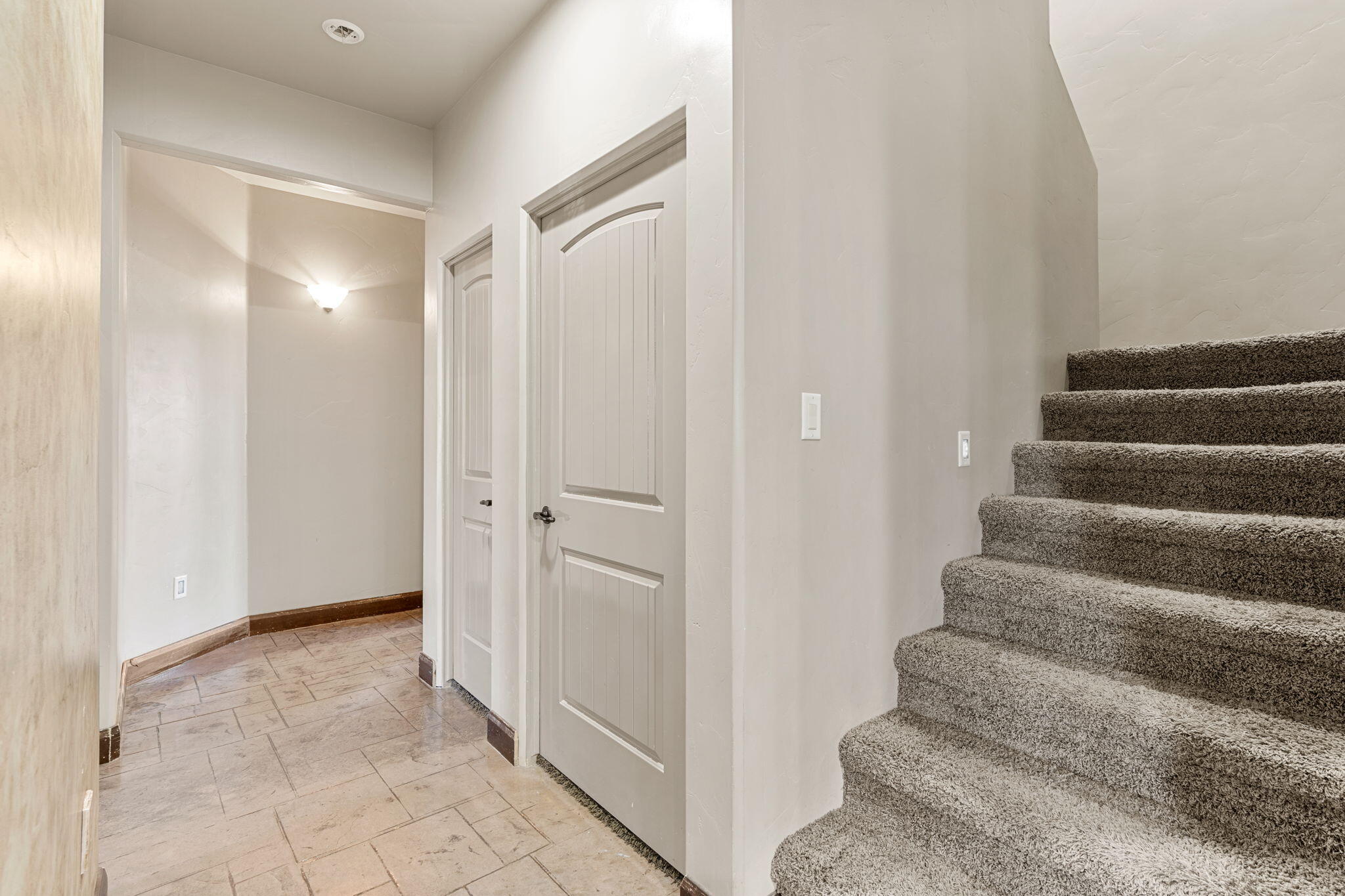 DIAMOND VALLEY ACRES - Residential