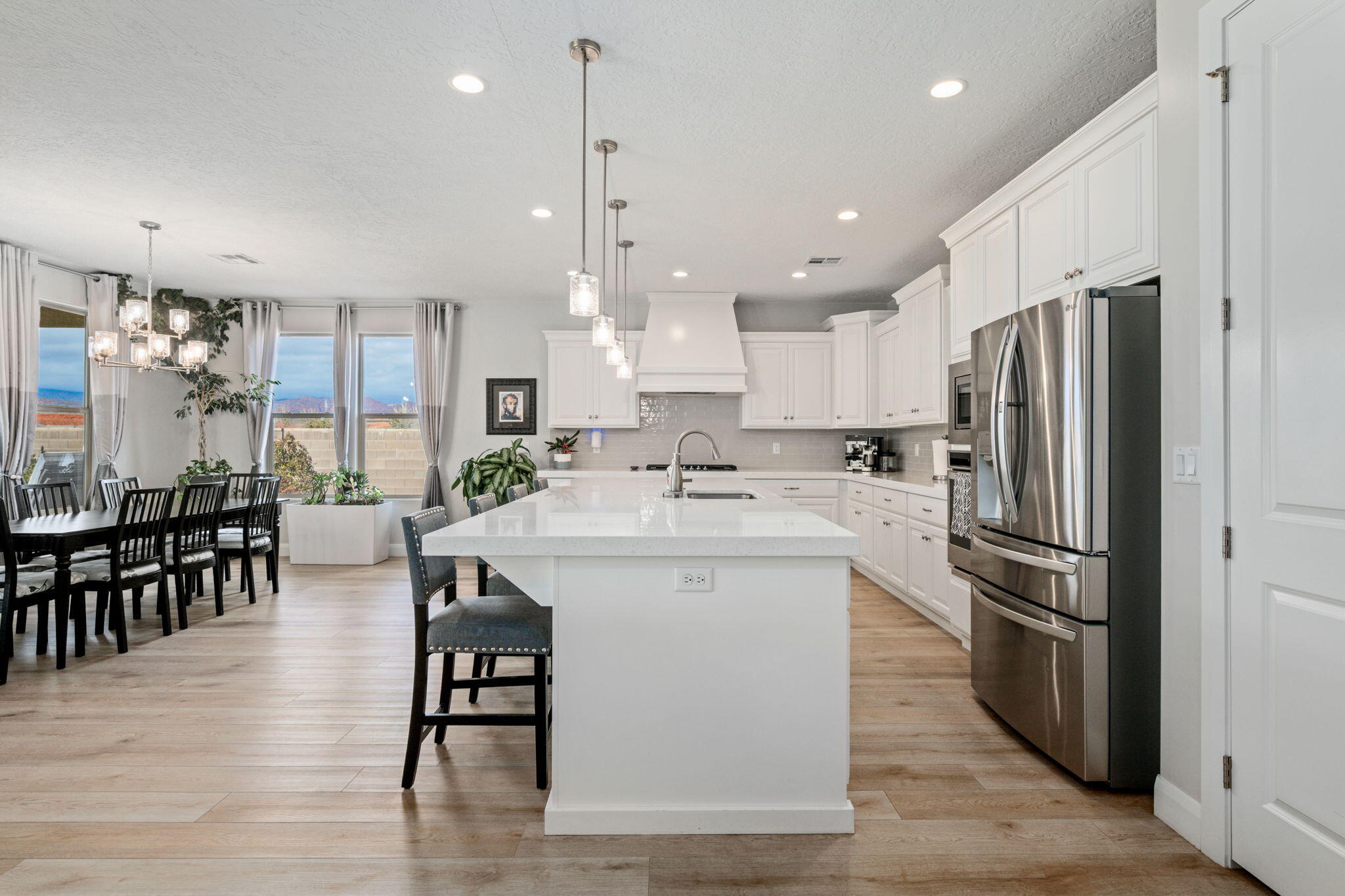 VIEWS AT CORAL CANYON - Residential