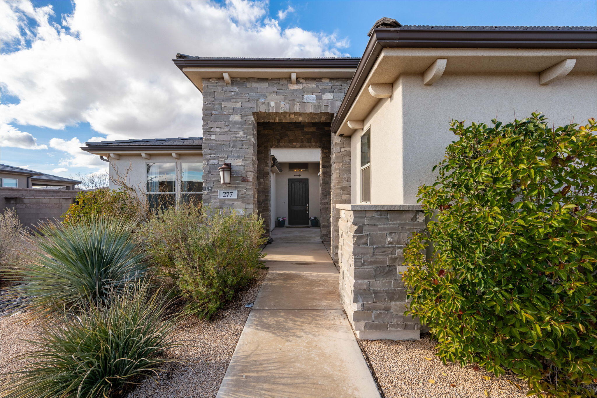VIEWS AT CORAL CANYON - Residential
