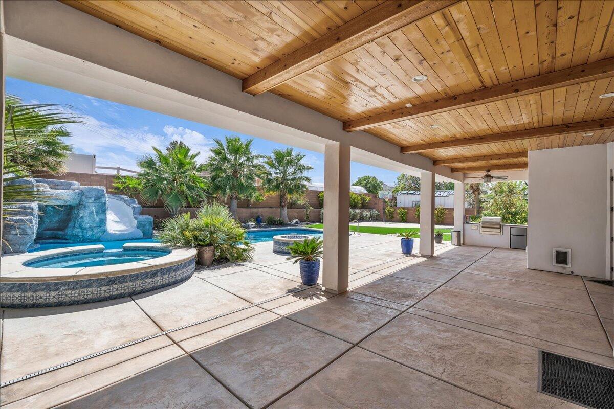 COVE AT LITTLE VALLEY - Residential